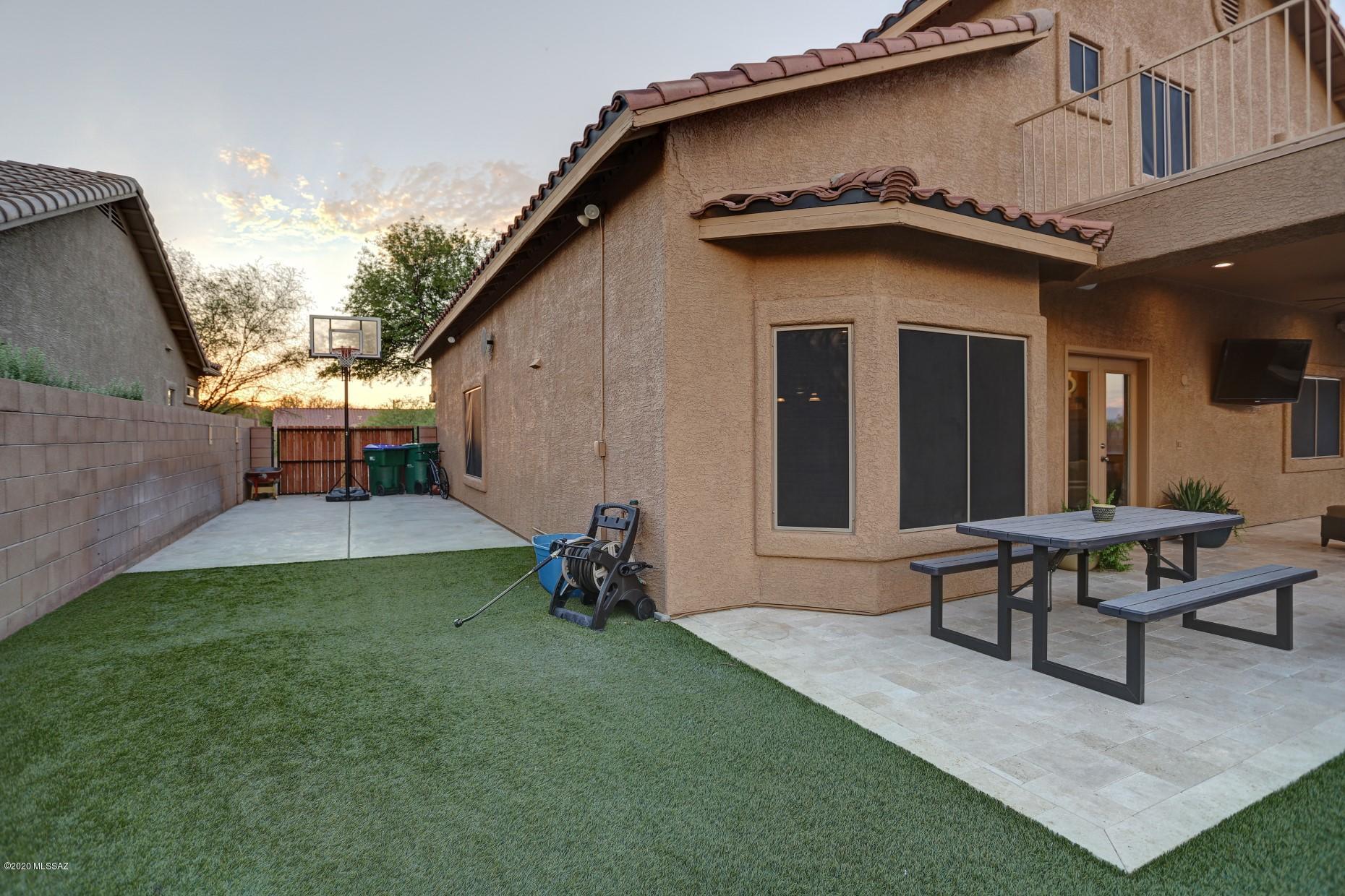 Continental Reserve Blk. 15 (1-66) - Residential