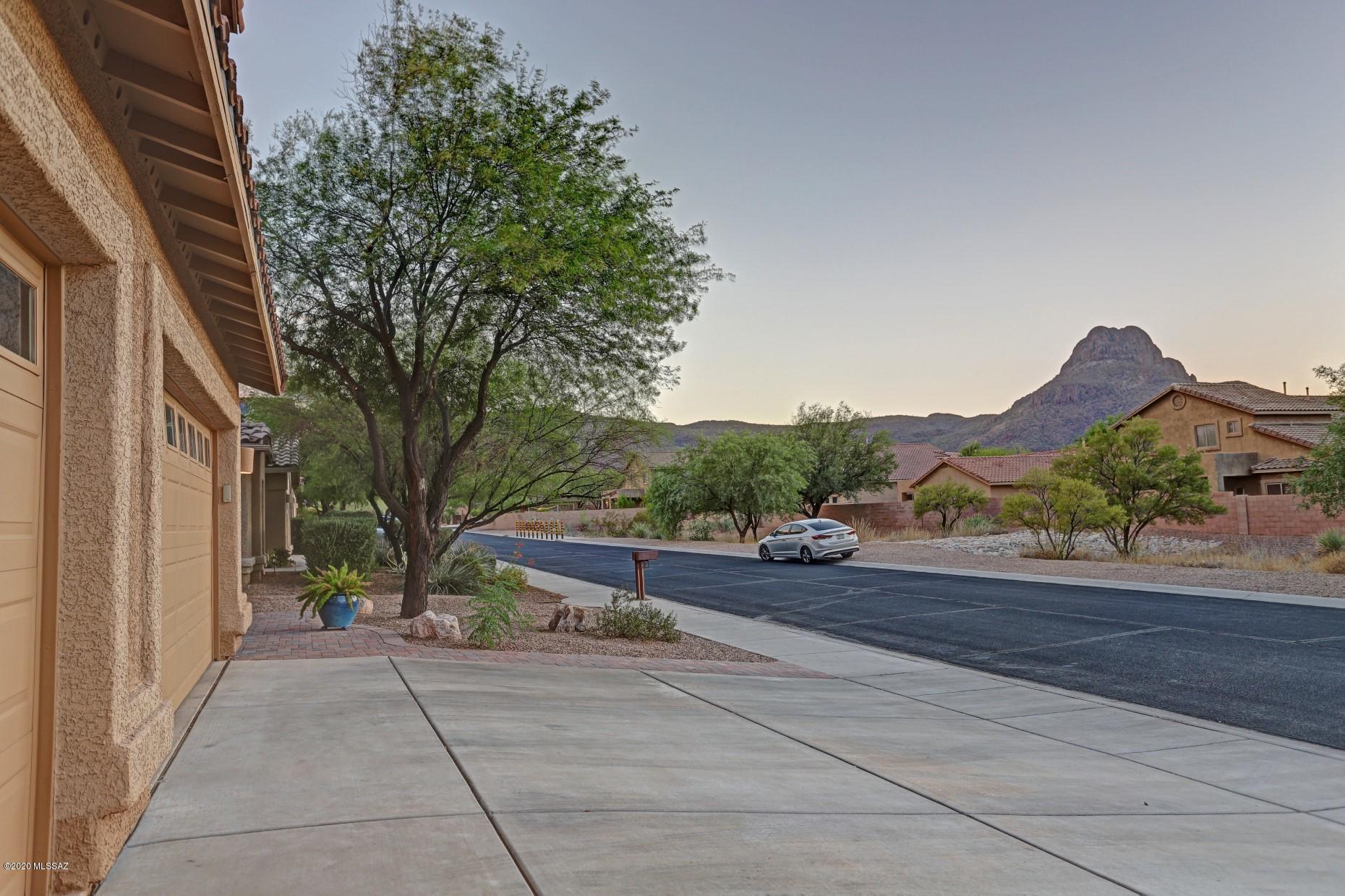 Continental Reserve Blk. 15 (1-66) - Residential