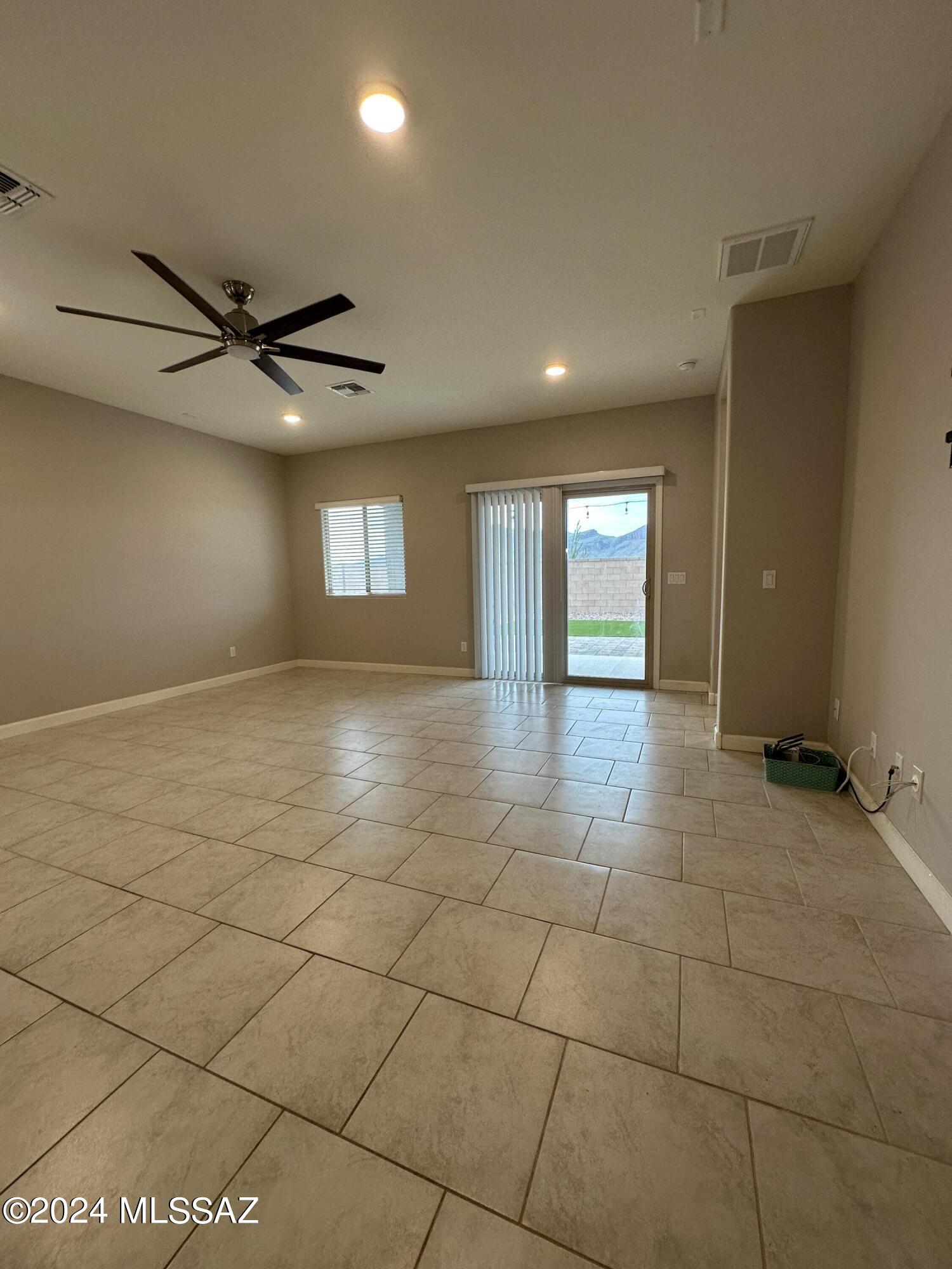 Saguaro Bloom Block 4 - Residential Lease