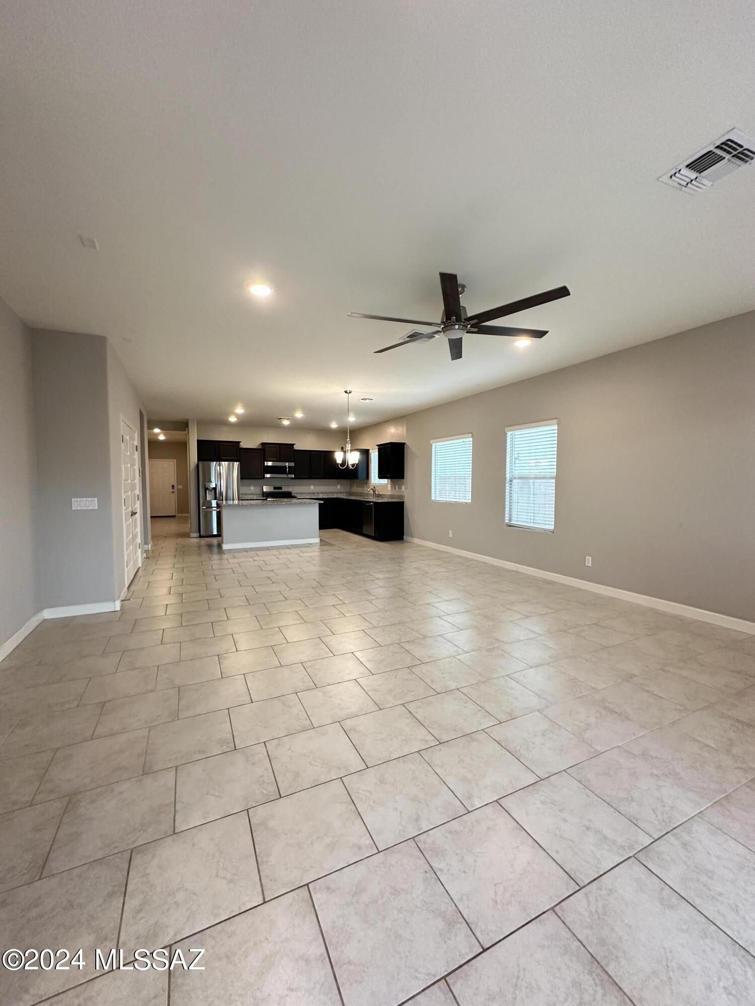Saguaro Bloom Block 4 - Residential Lease