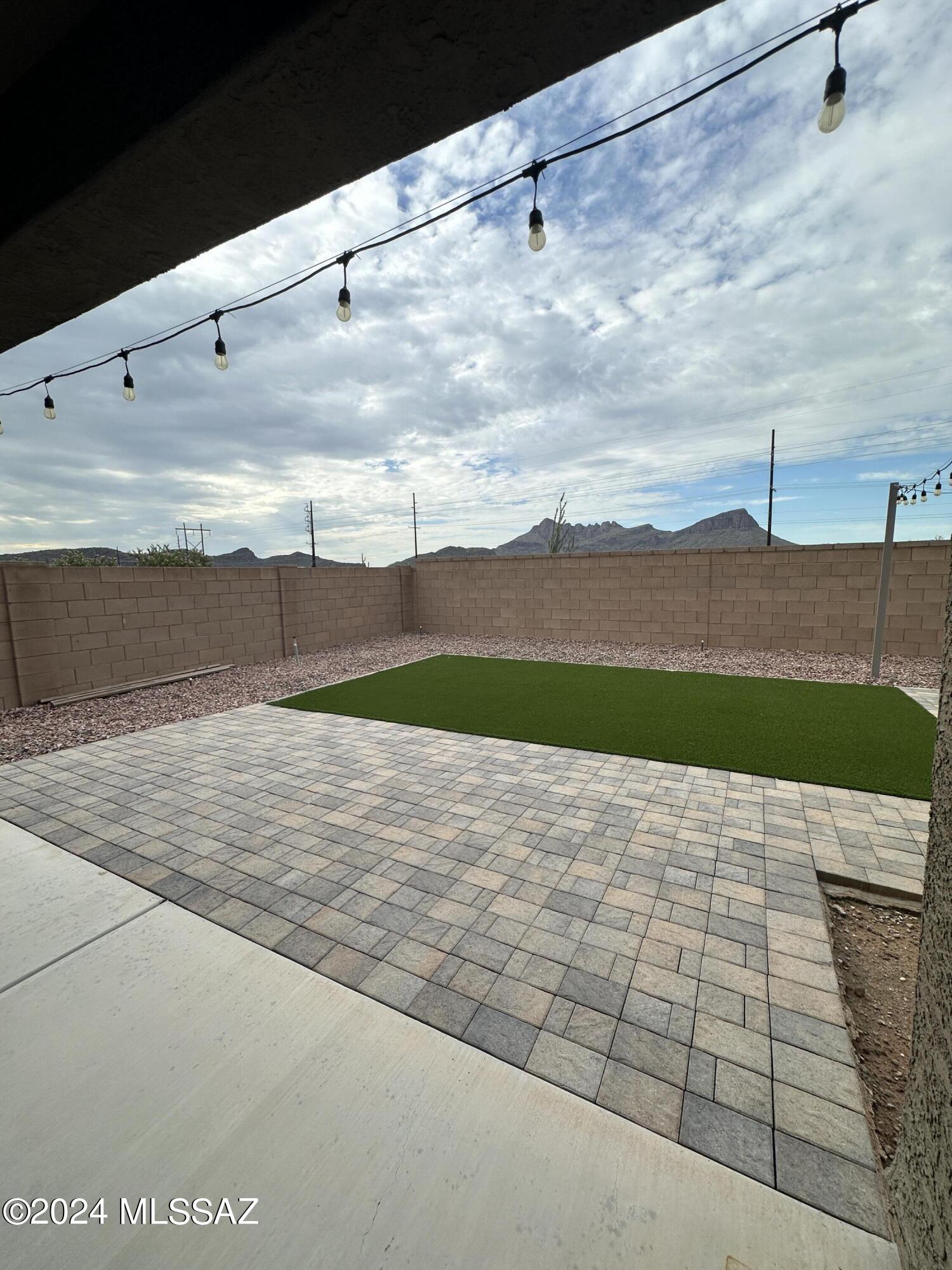 Saguaro Bloom Block 4 - Residential Lease