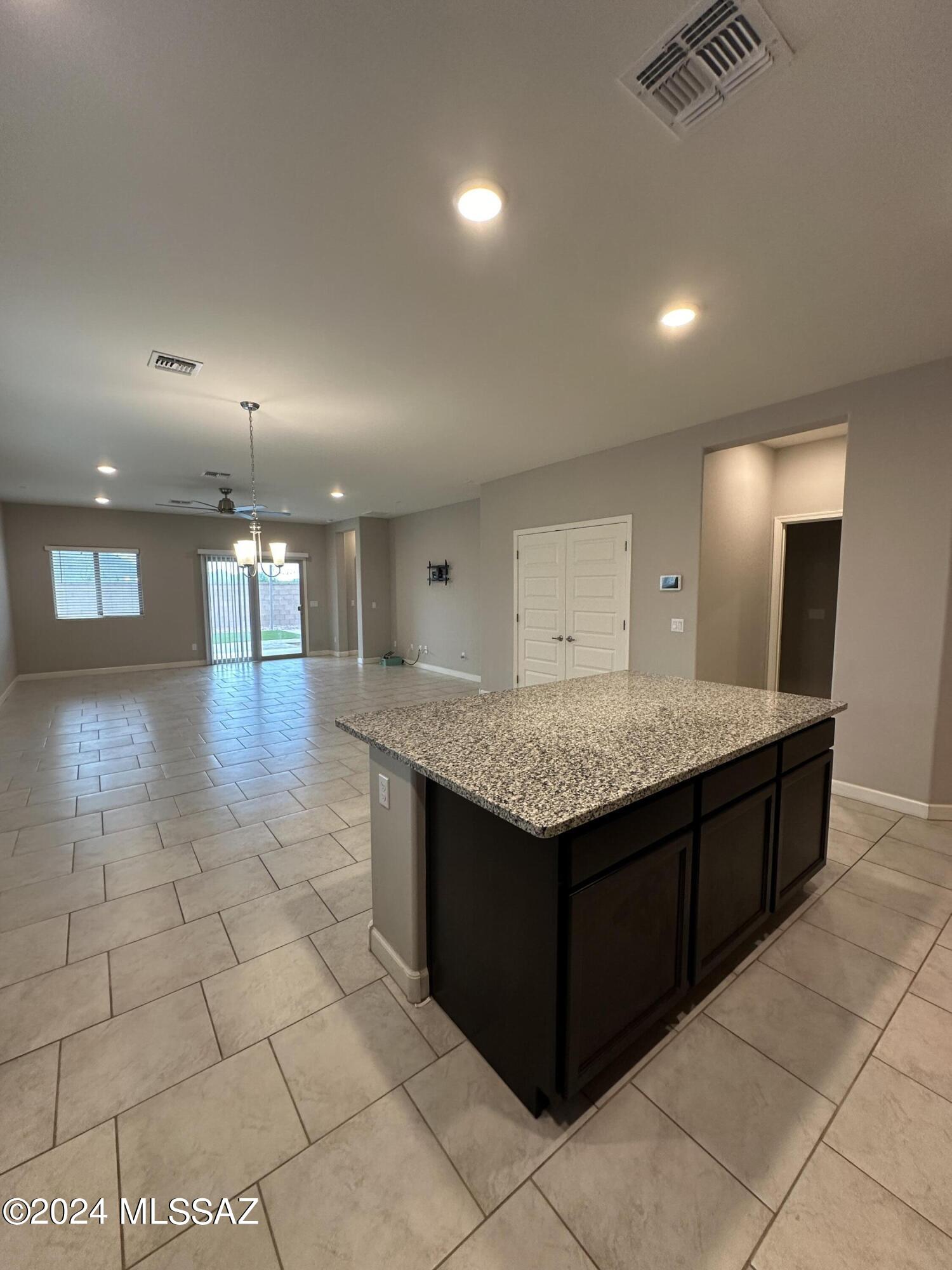 Saguaro Bloom Block 4 - Residential Lease