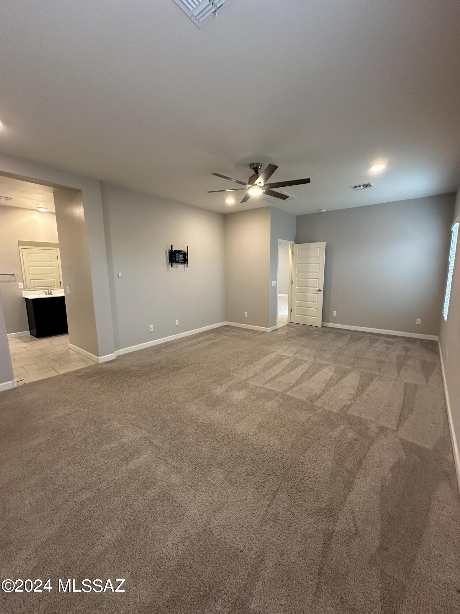 Saguaro Bloom Block 4 - Residential Lease