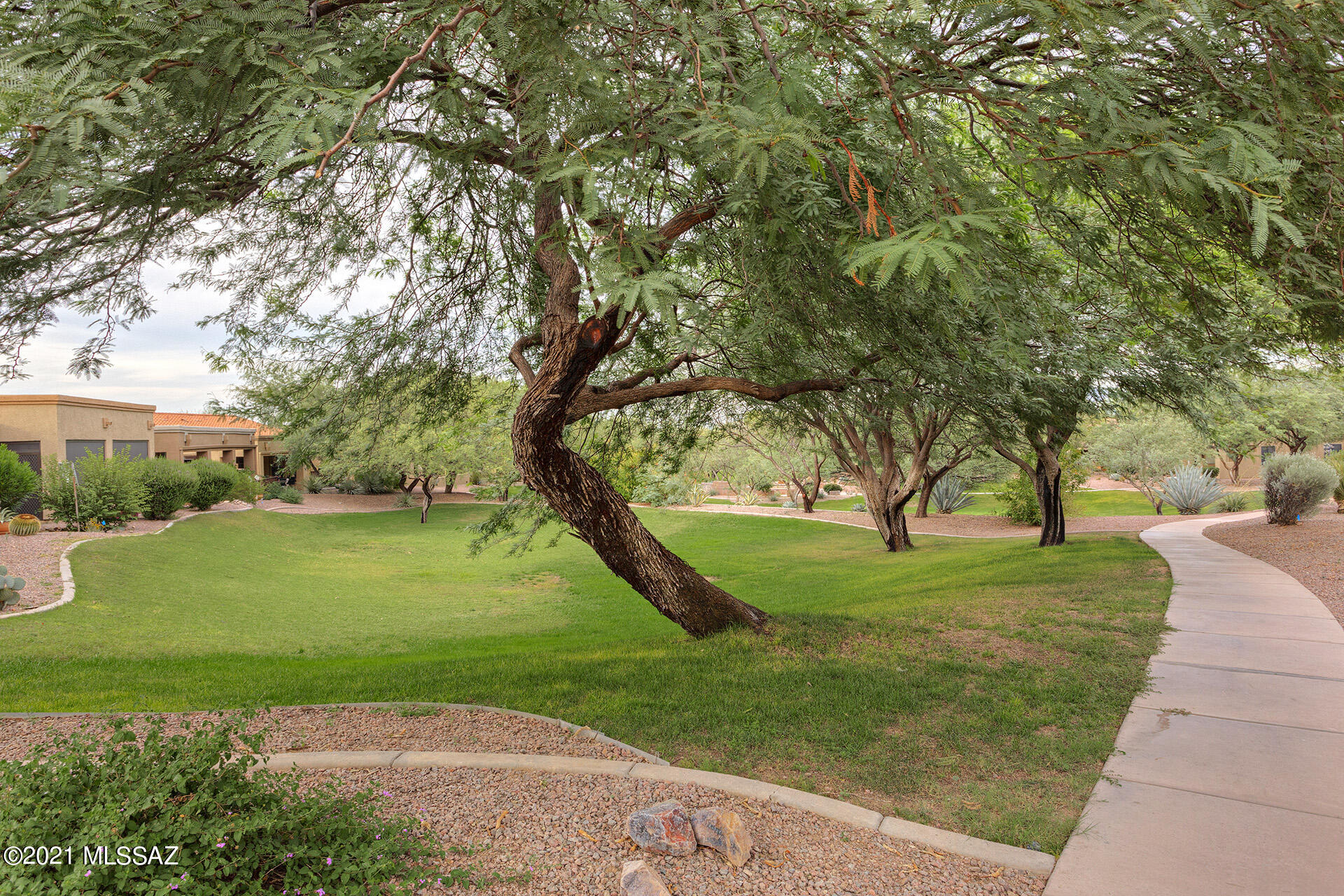 Las Campanas Villiage Phase II (112-219) - Residential