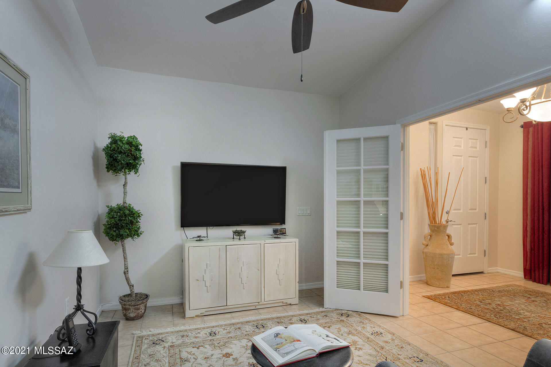 Las Campanas Villiage Phase II (112-219) - Residential
