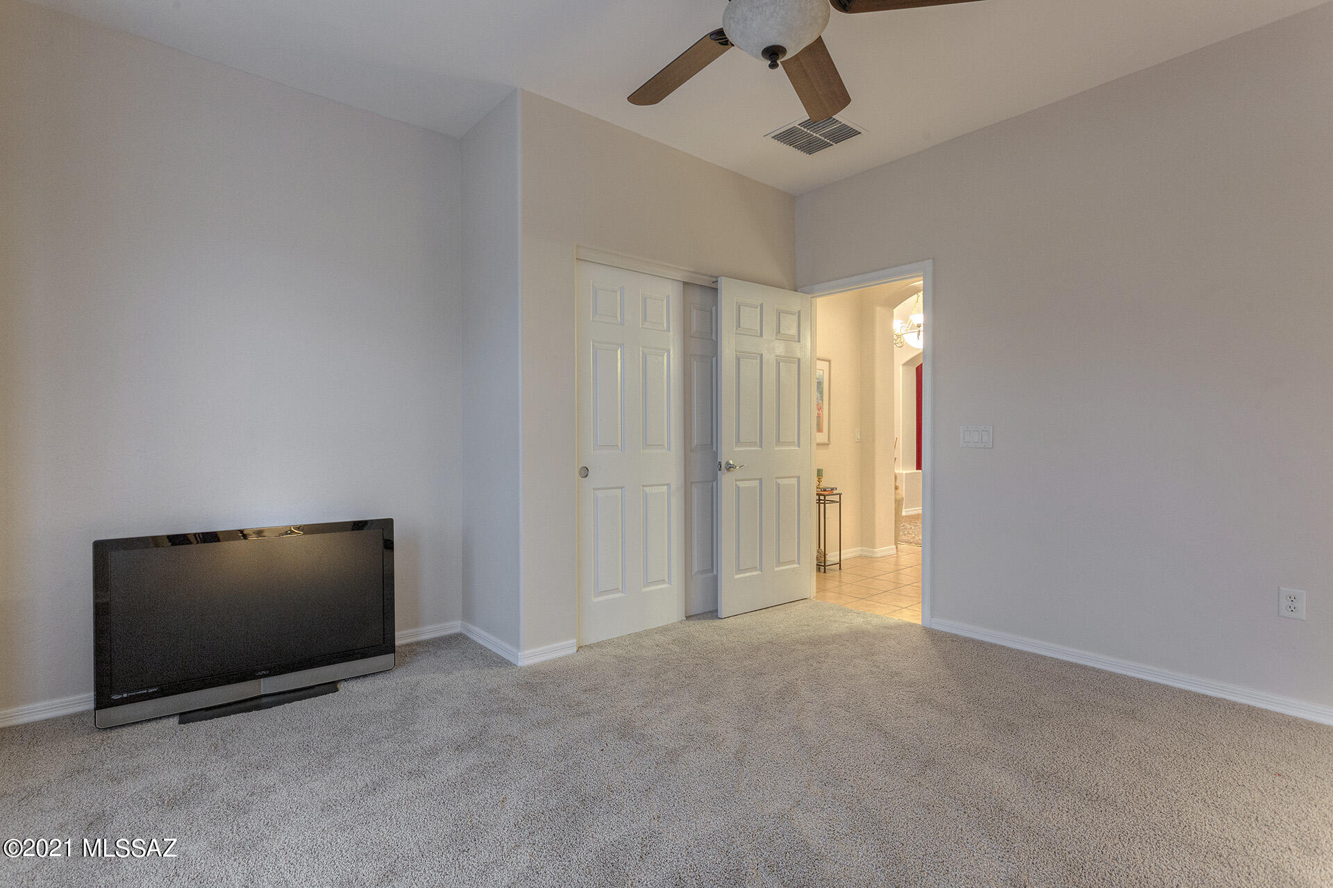 Las Campanas Villiage Phase II (112-219) - Residential