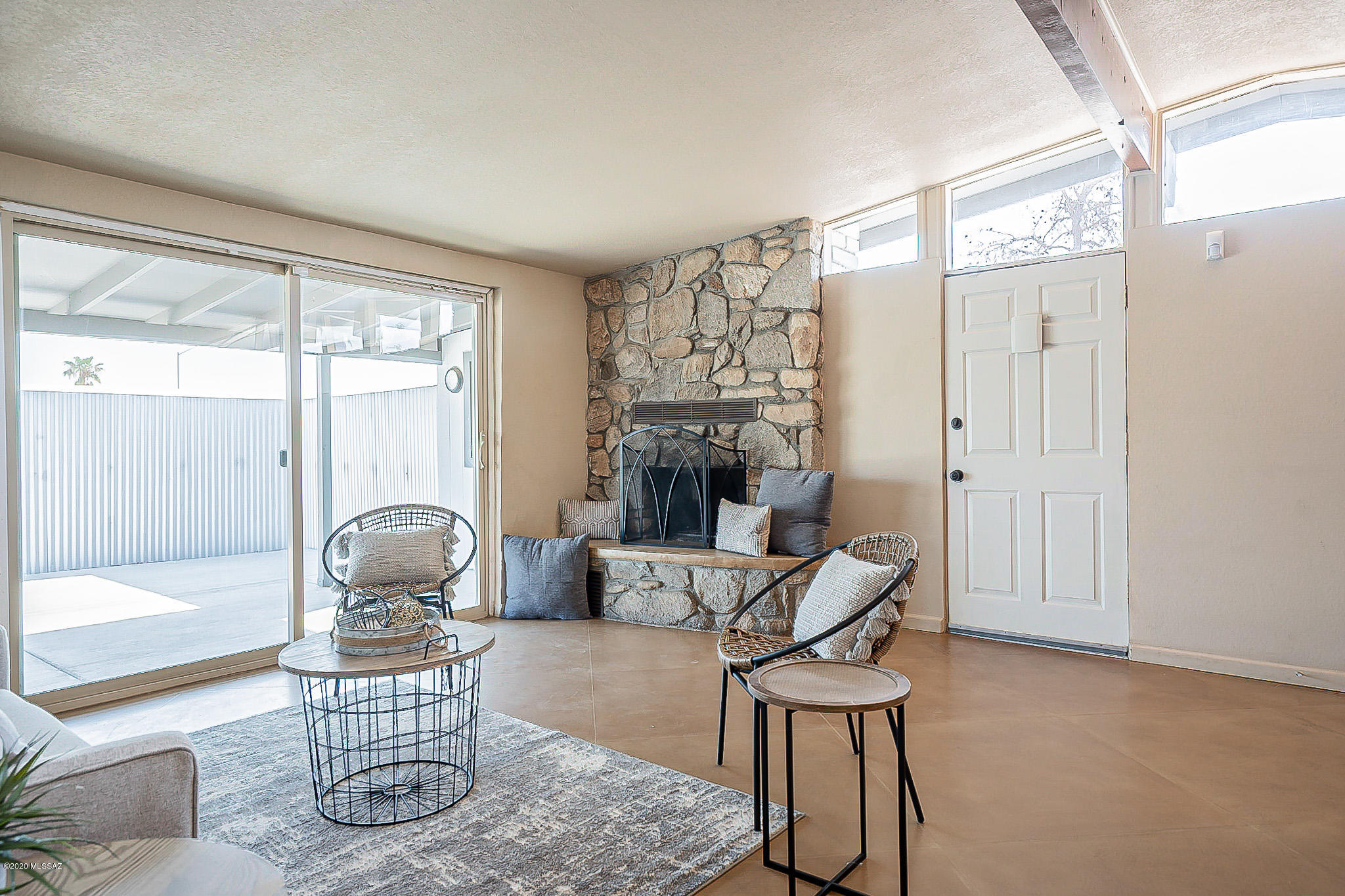 Kingston Knolls Terrace - Residential