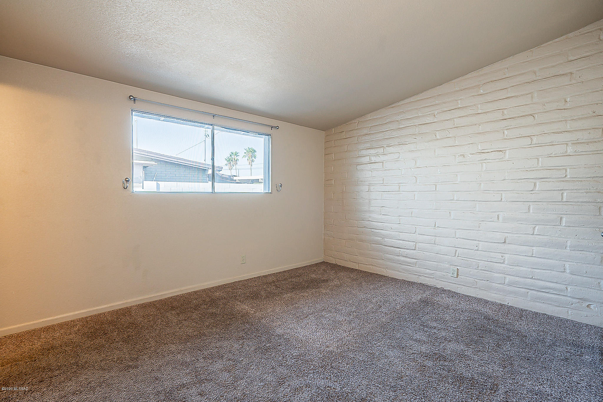 Kingston Knolls Terrace - Residential