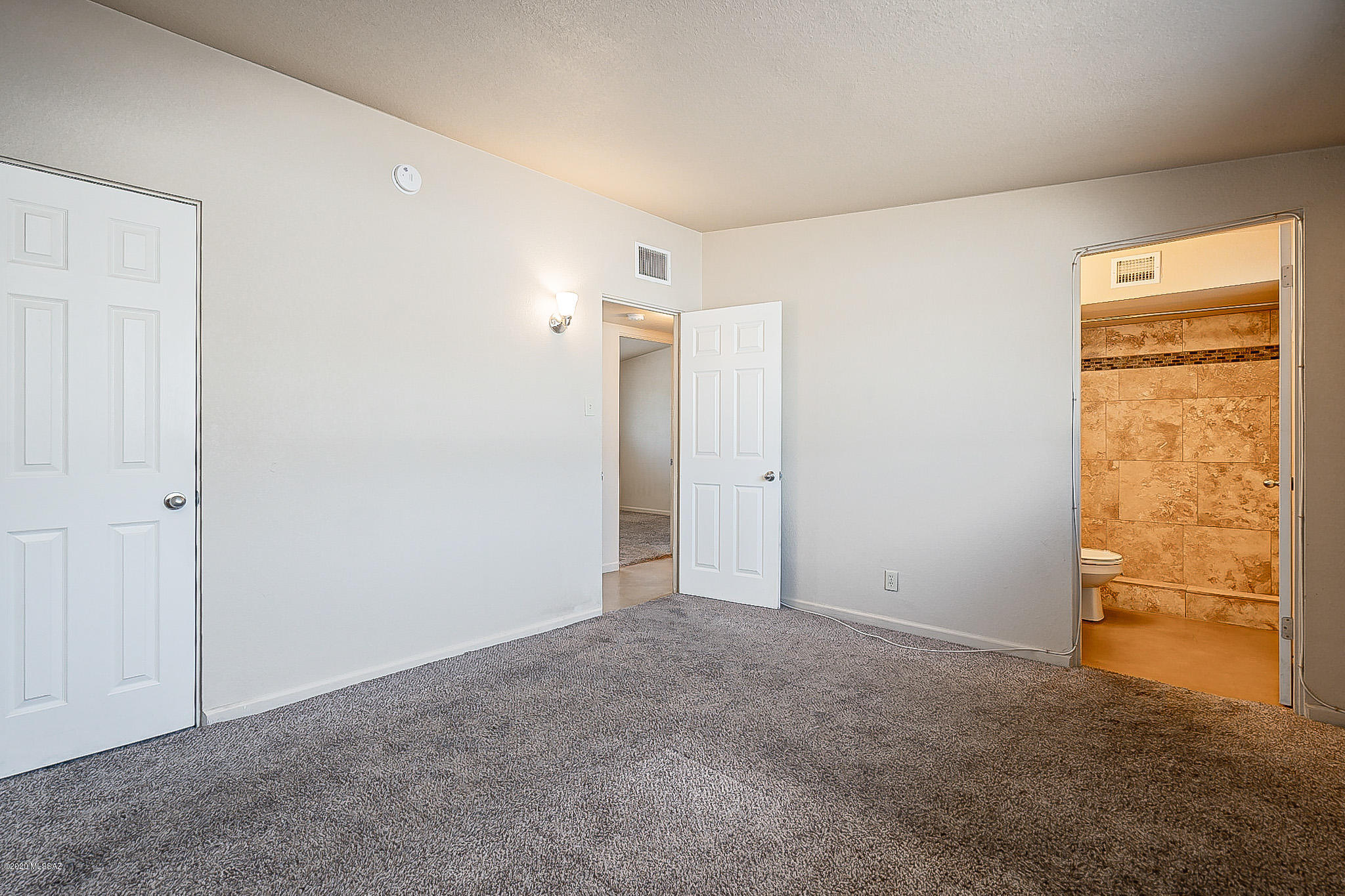 Kingston Knolls Terrace - Residential