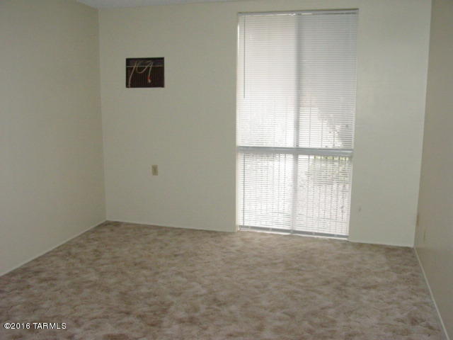 Verde Vista (101-122) - Residential Lease