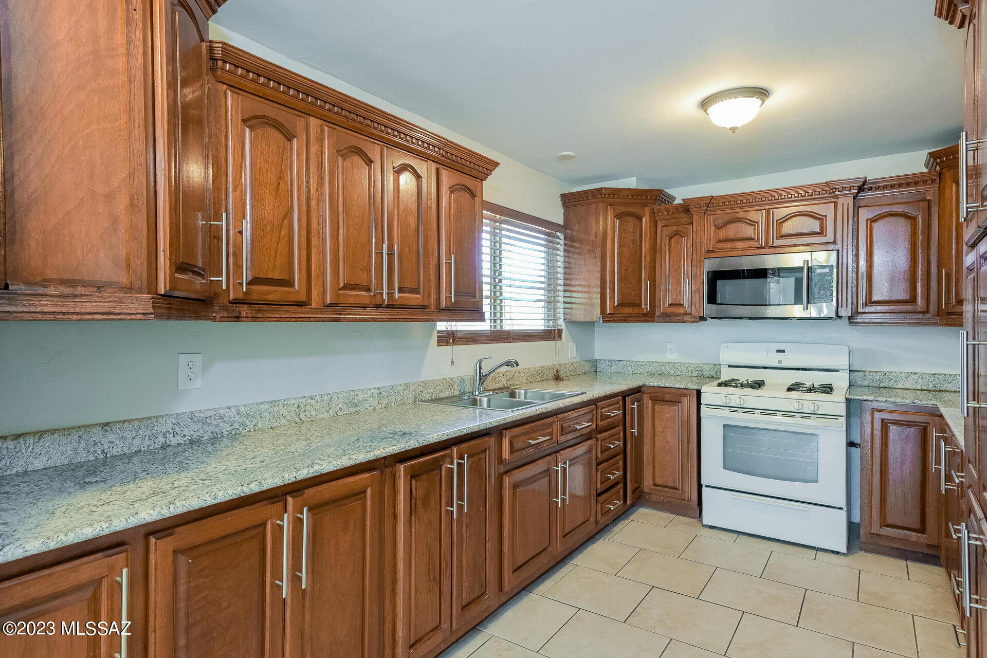 Lakecrest NO. 4 (1-80) - Residential Lease
