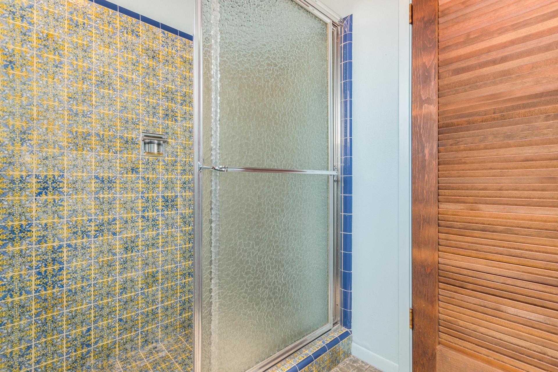 Las Quintas Sernas (10-40) - Residential