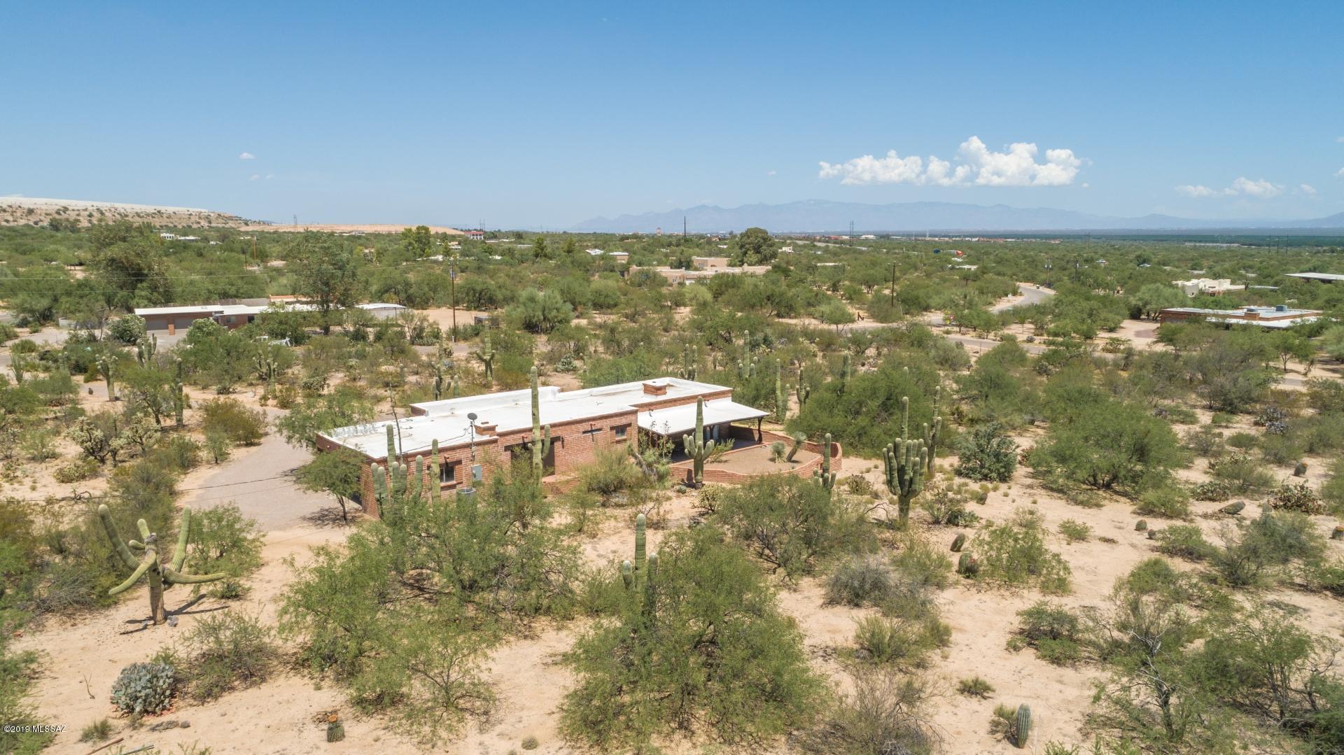 Las Quintas Sernas (10-40) - Residential