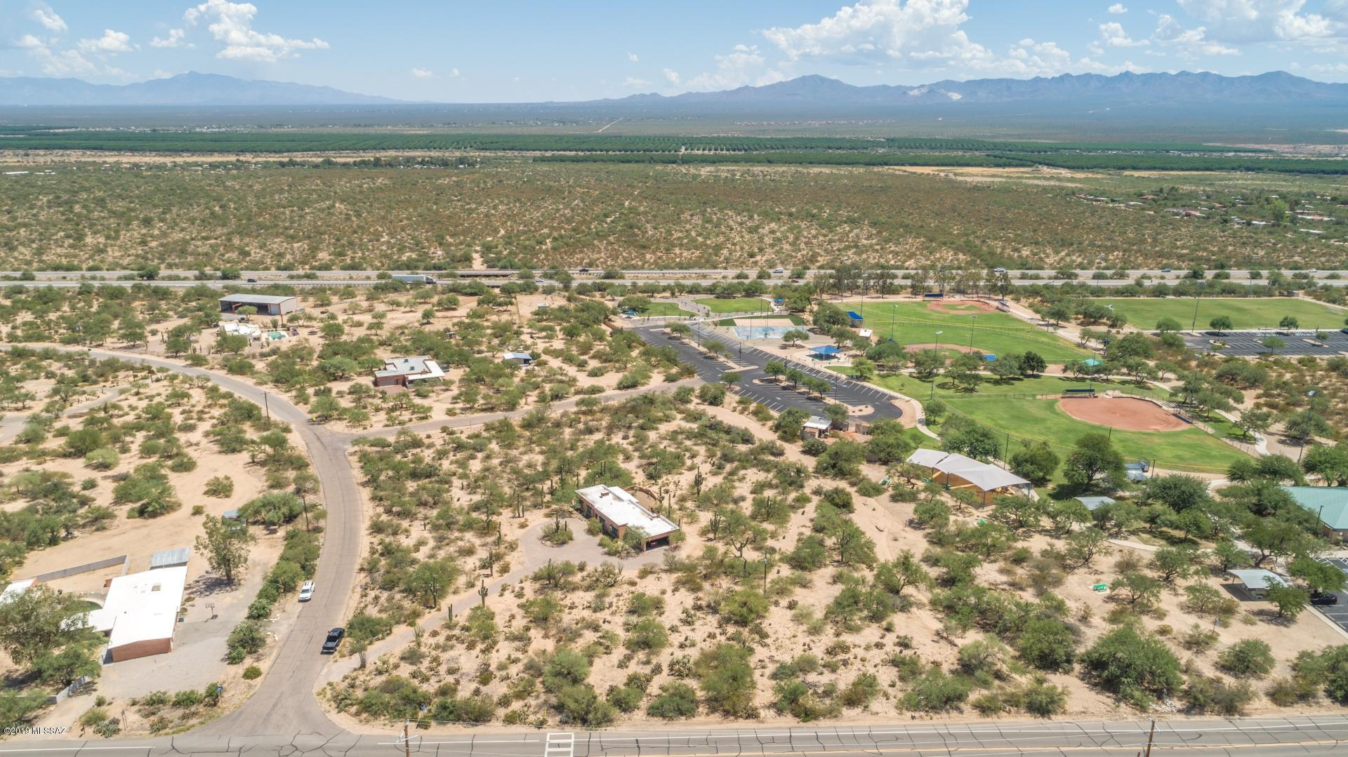 Las Quintas Sernas (10-40) - Residential