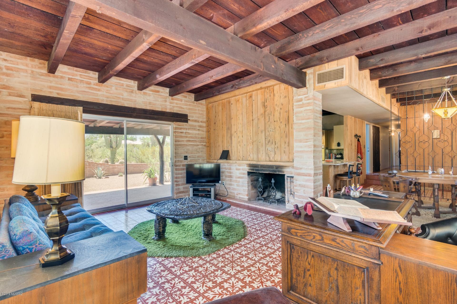 Las Quintas Sernas (10-40) - Residential