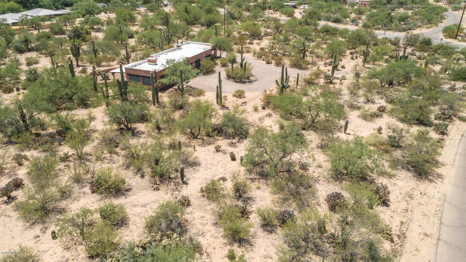 Las Quintas Sernas (10-40) - Residential