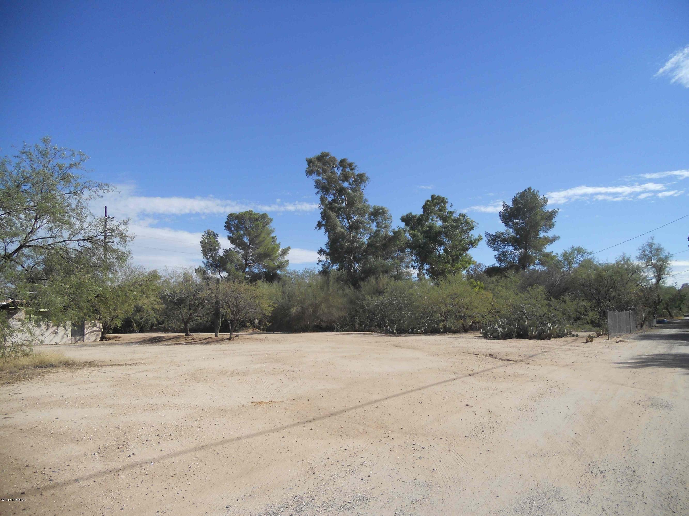Broadway Village - Land
