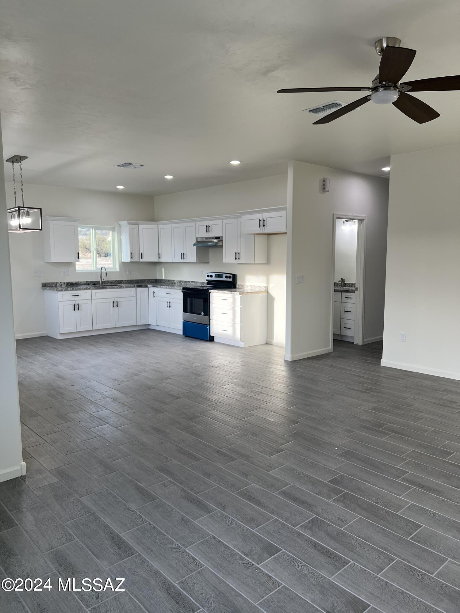 Rio Rico Villas 12 - Residential