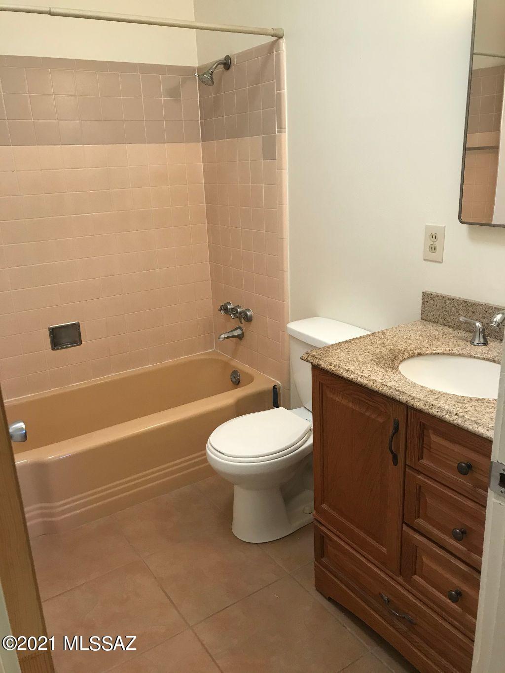 Suffolk Hills (1-44,1A&1B&BLKA&B) - Residential
