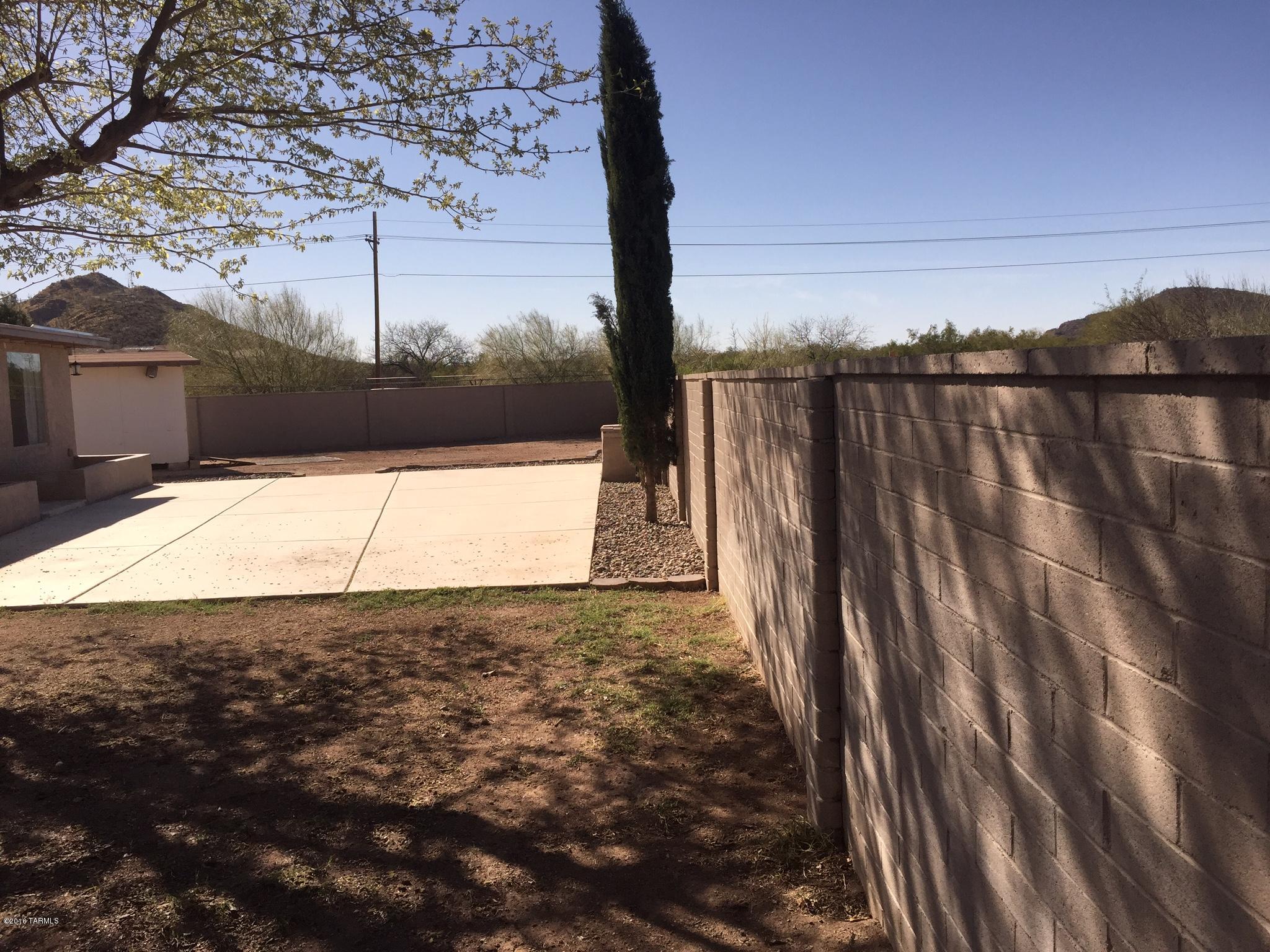 Las Palomas - Residential