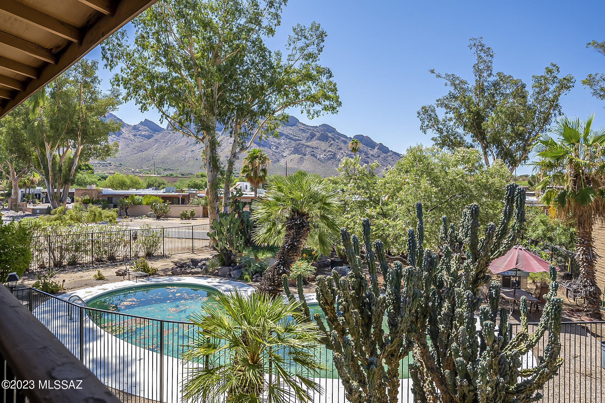 Cancha Del Golf - Residential