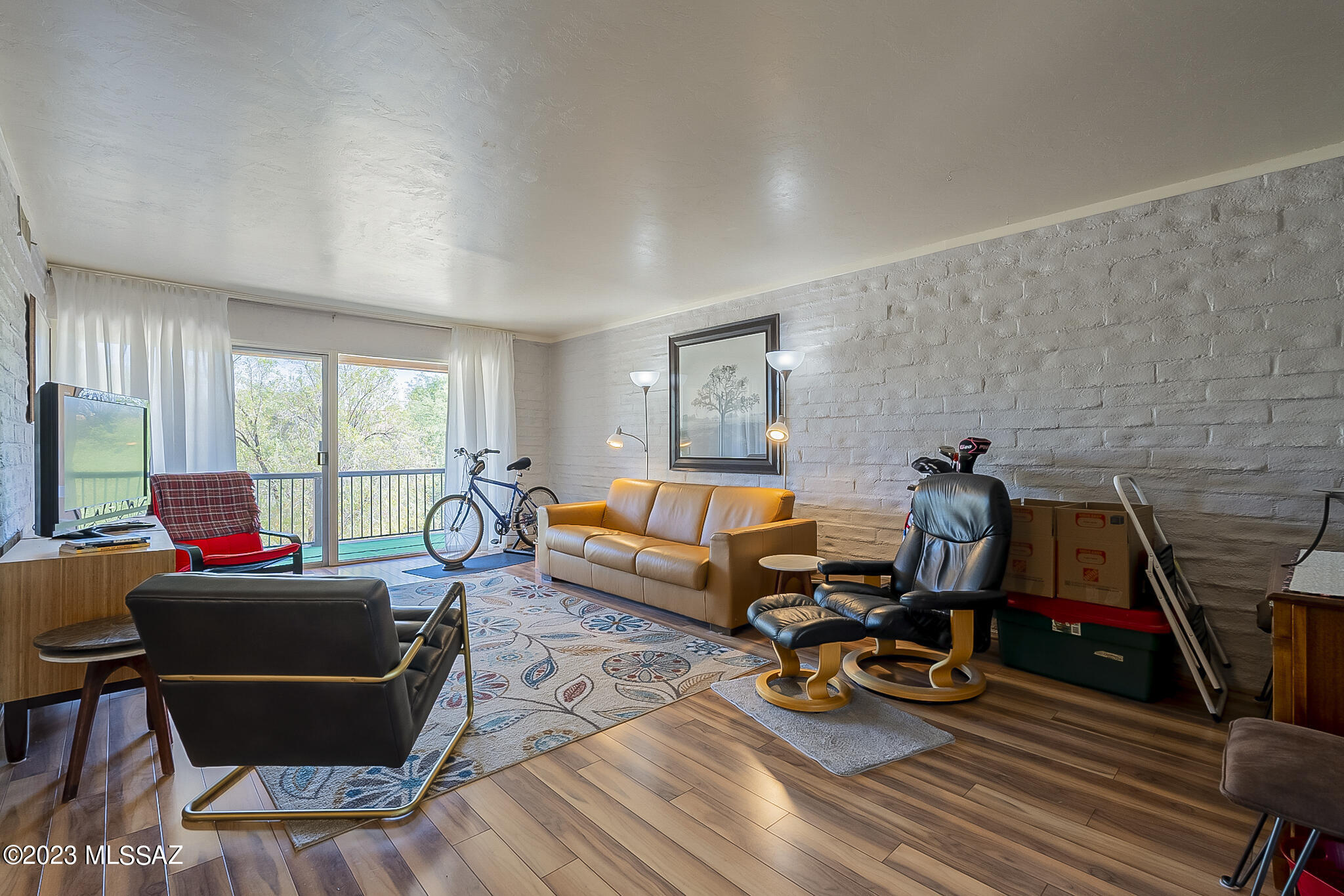 Cancha Del Golf - Residential