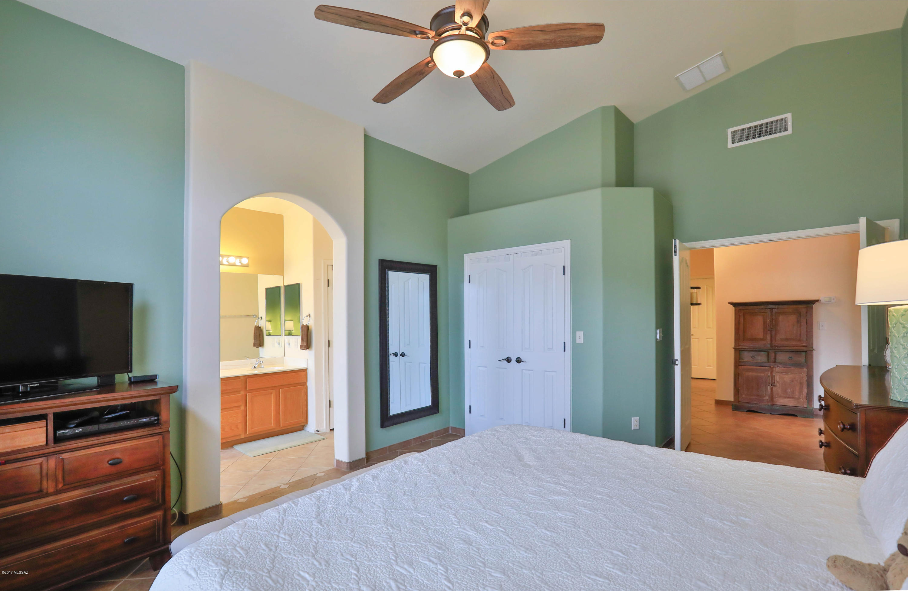 Silverbell Place (1-153) - Residential