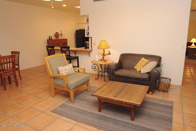 Palomita Blanca (1-3) - Residential