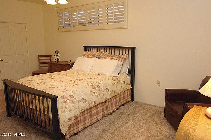 Palomita Blanca (1-3) - Residential