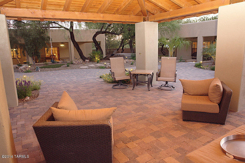 Palomita Blanca (1-3) - Residential