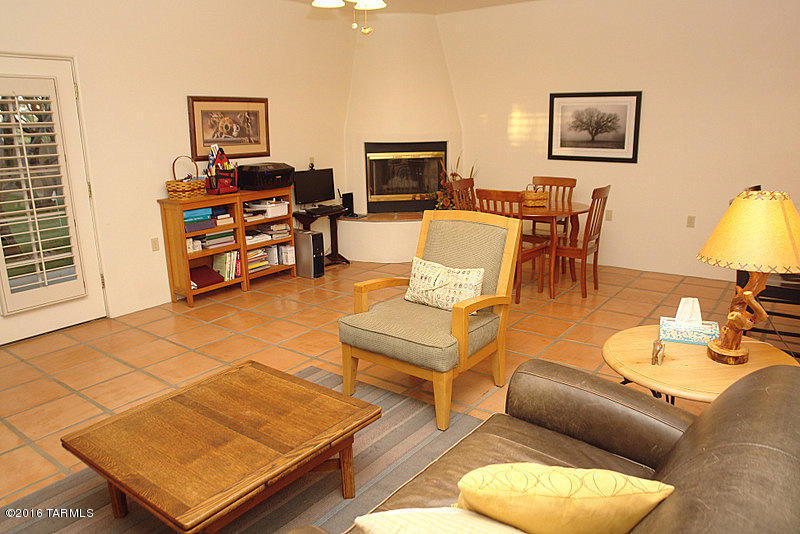 Palomita Blanca (1-3) - Residential