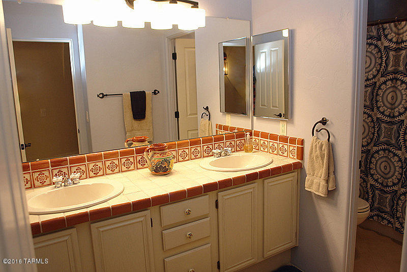 Palomita Blanca (1-3) - Residential