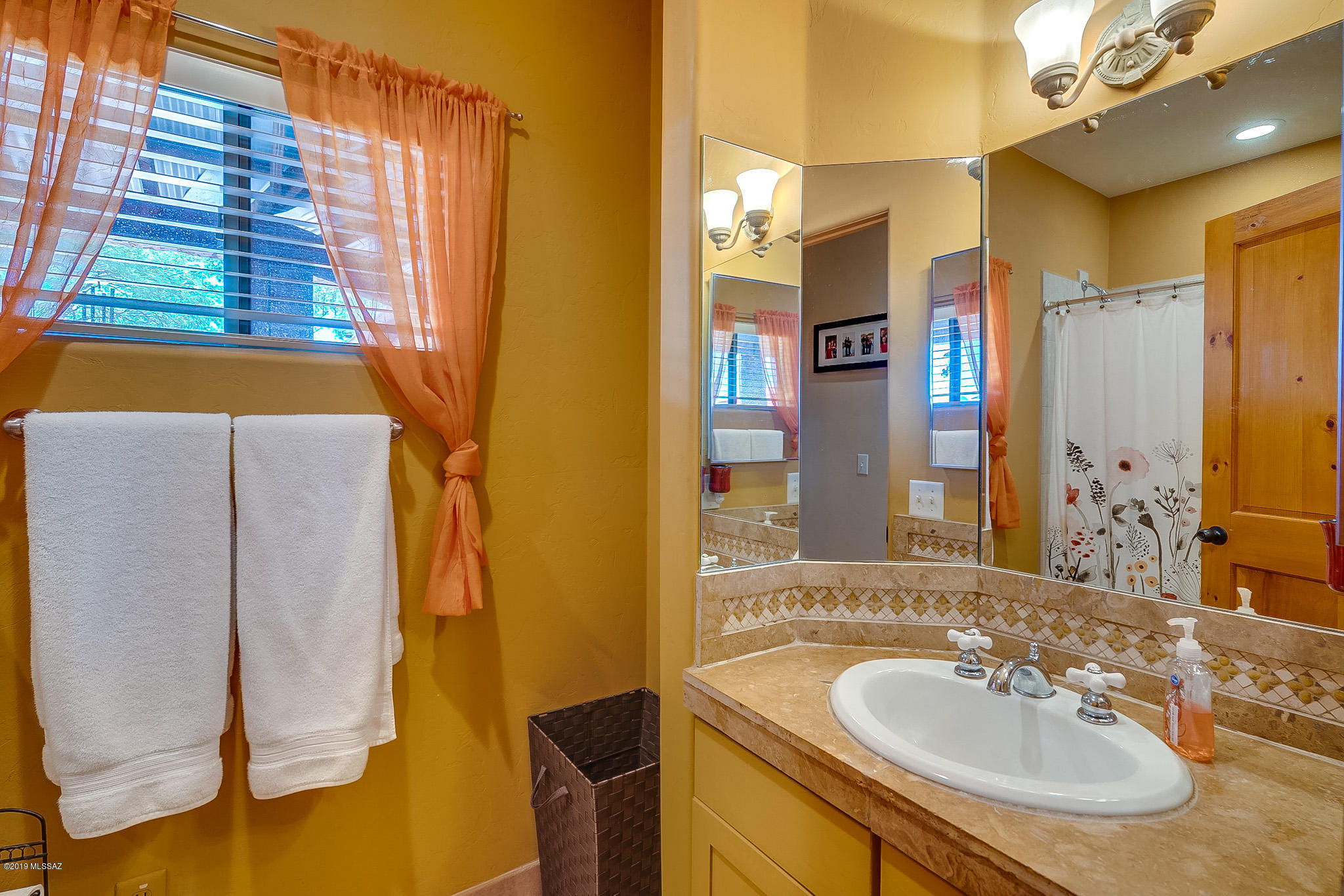 Colonias La Canada (83-219) - Residential