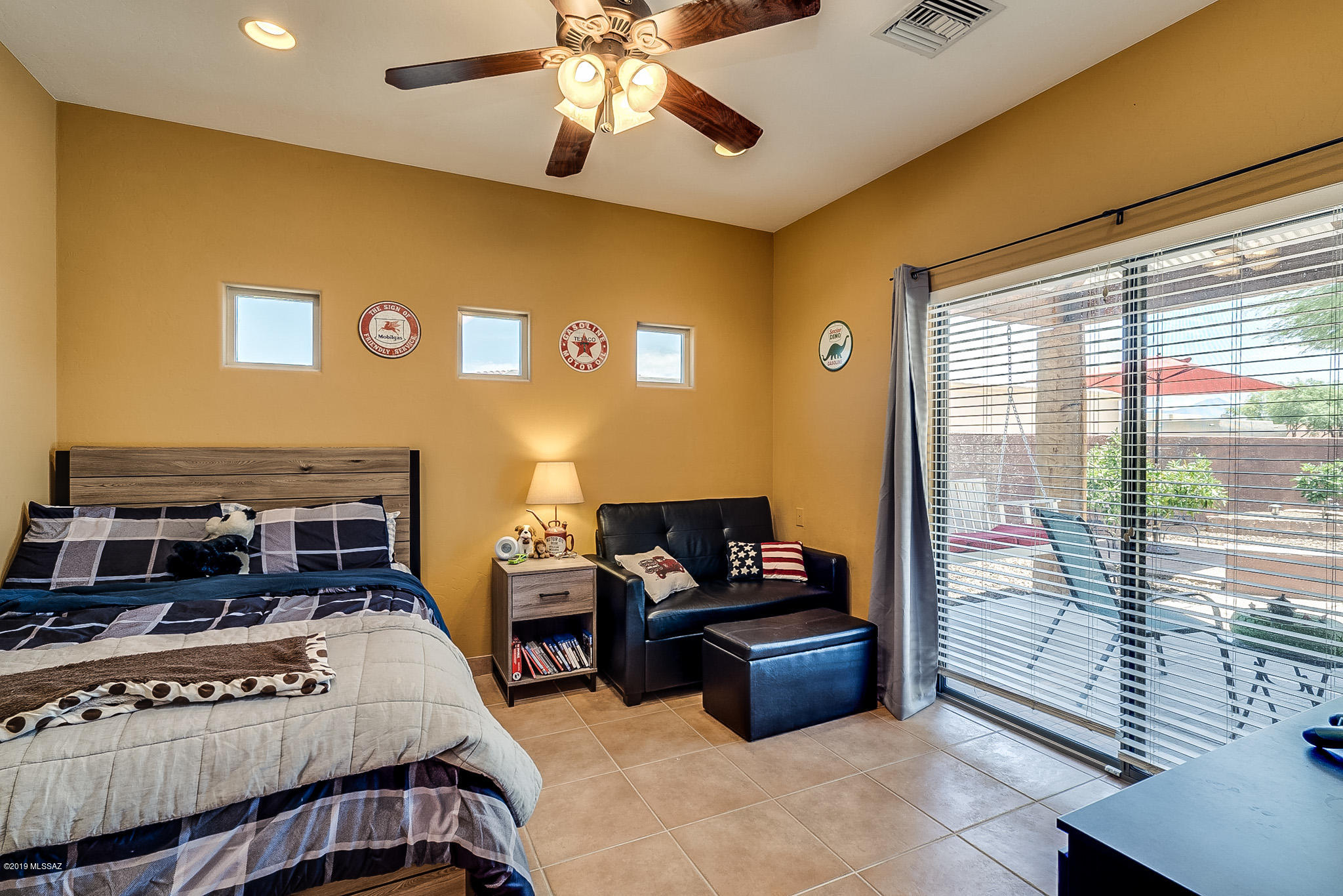 Colonias La Canada (83-219) - Residential