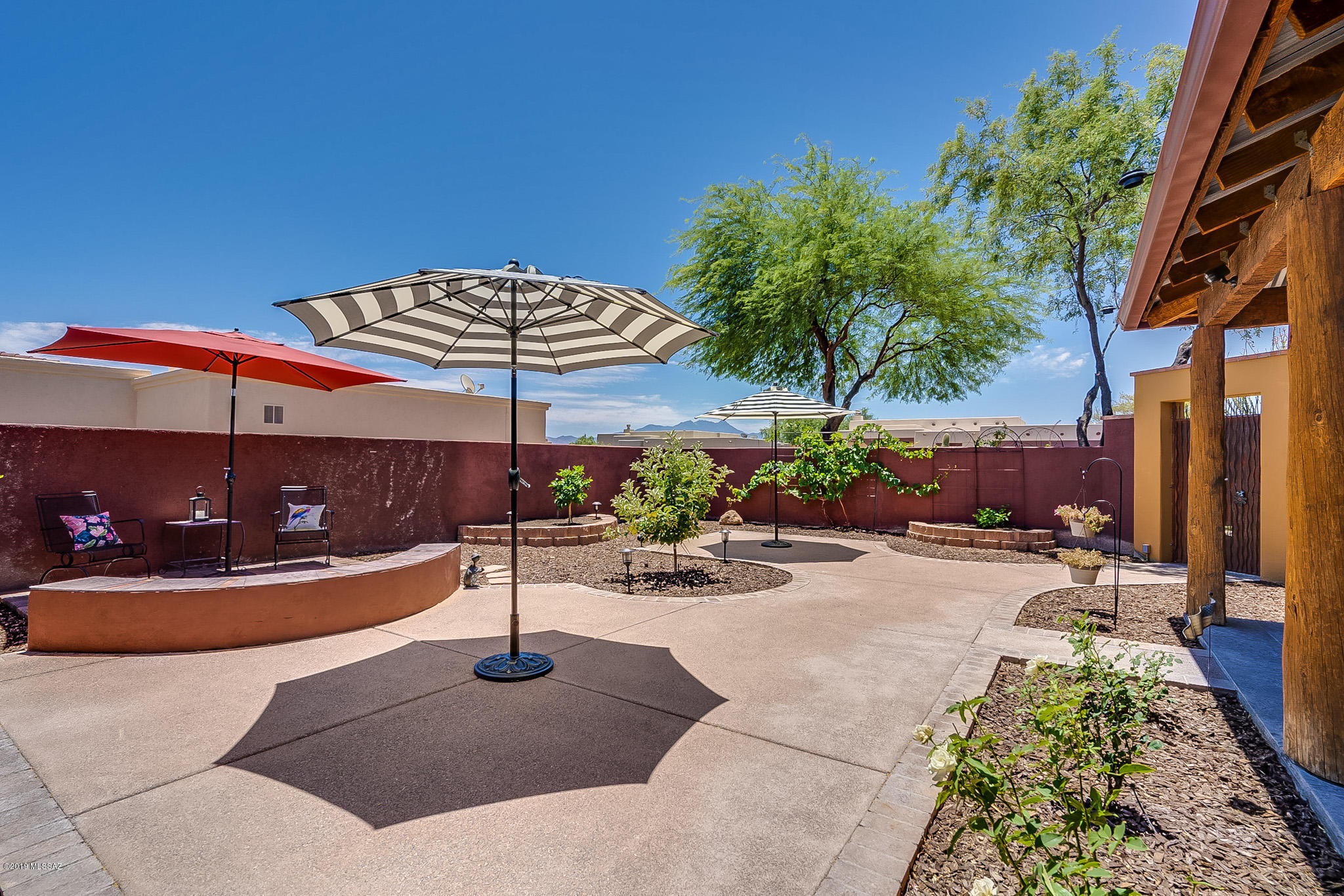 Colonias La Canada (83-219) - Residential