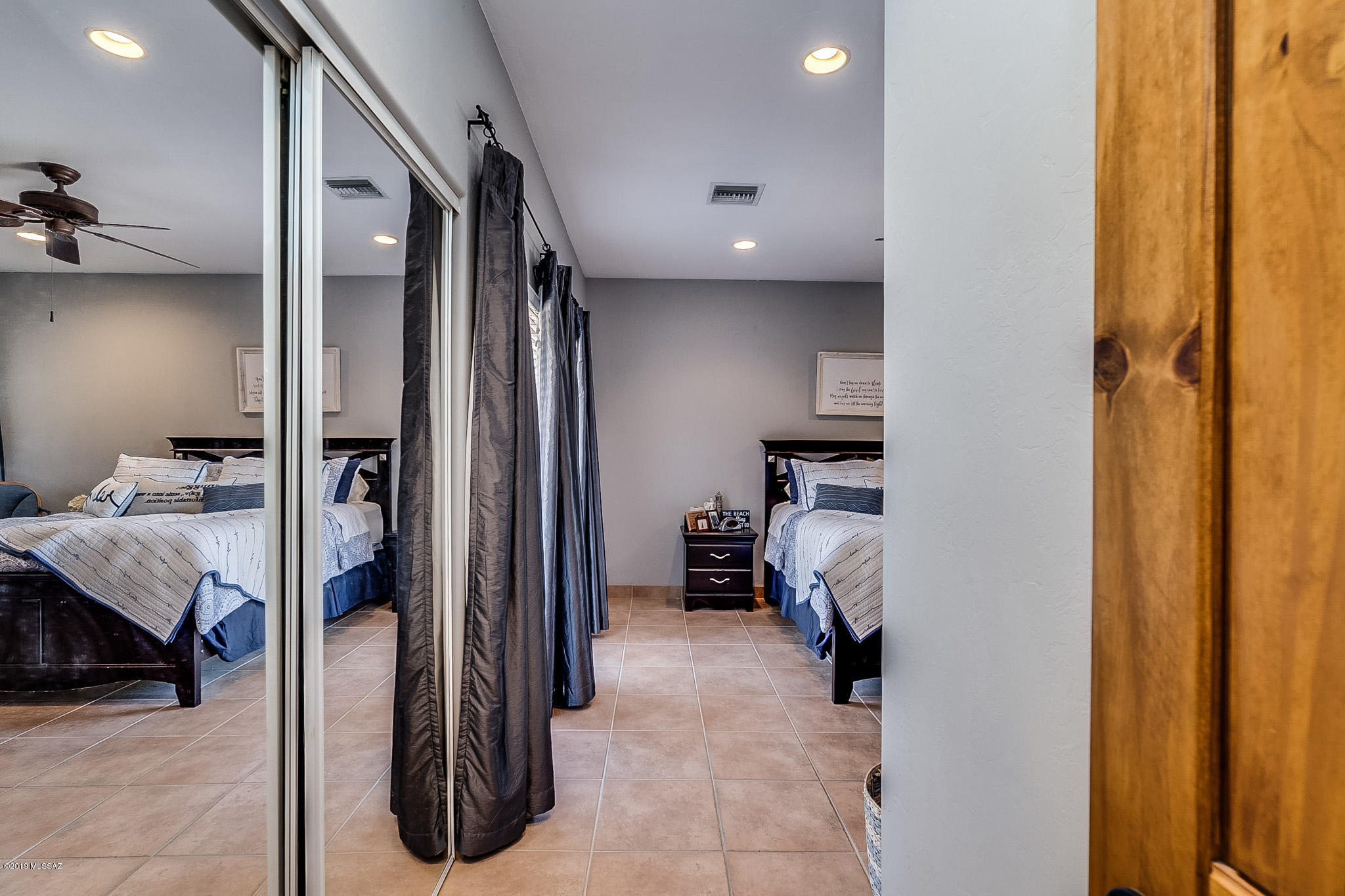 Colonias La Canada (83-219) - Residential