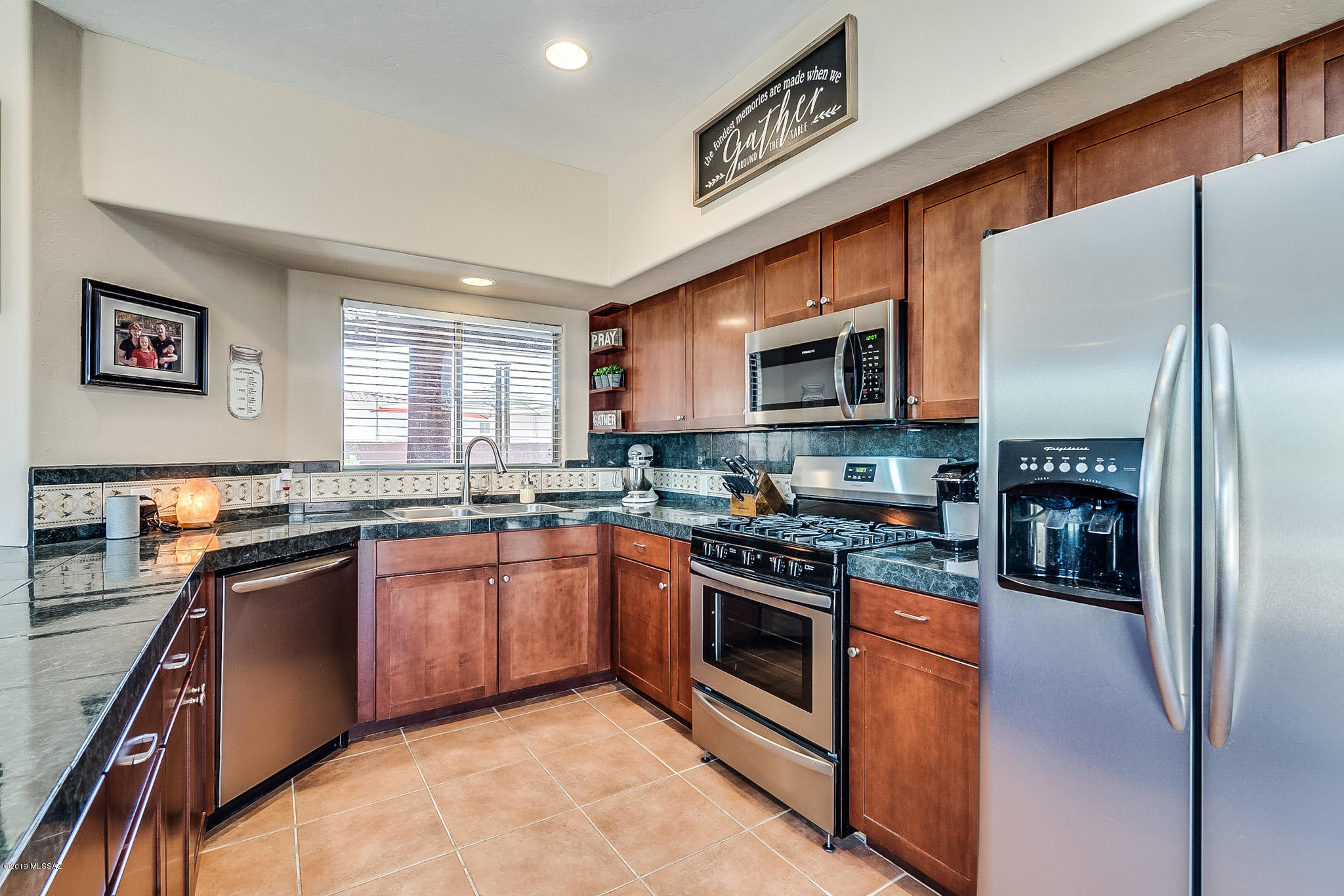 Colonias La Canada (83-219) - Residential