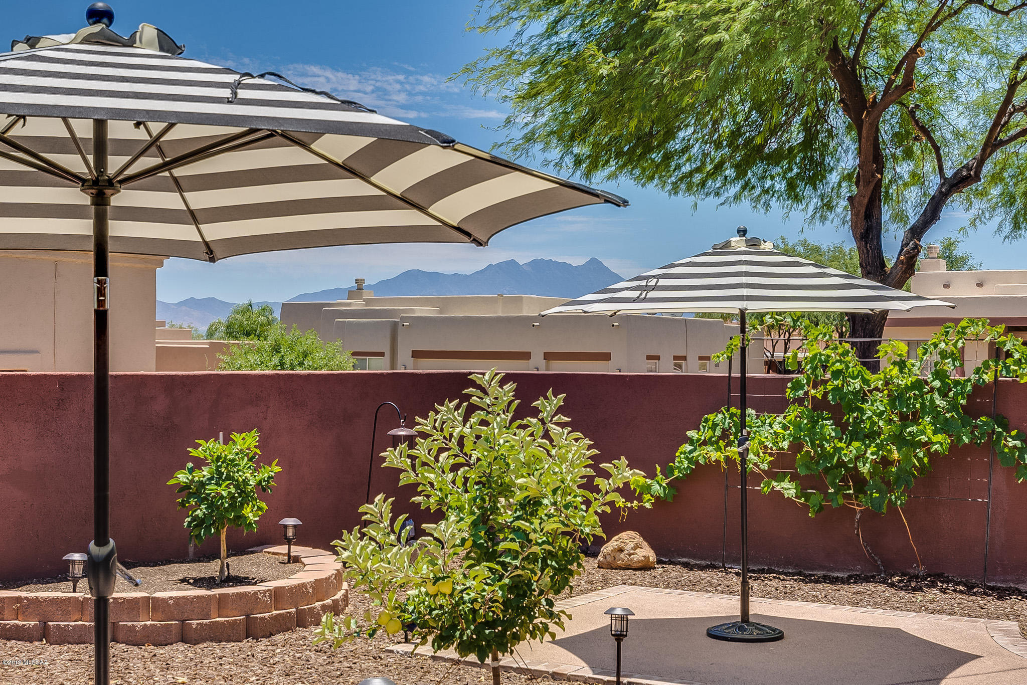 Colonias La Canada (83-219) - Residential