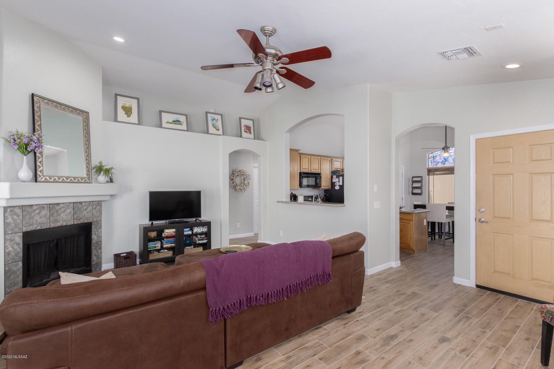 Castle Rock (1-430) - Residential