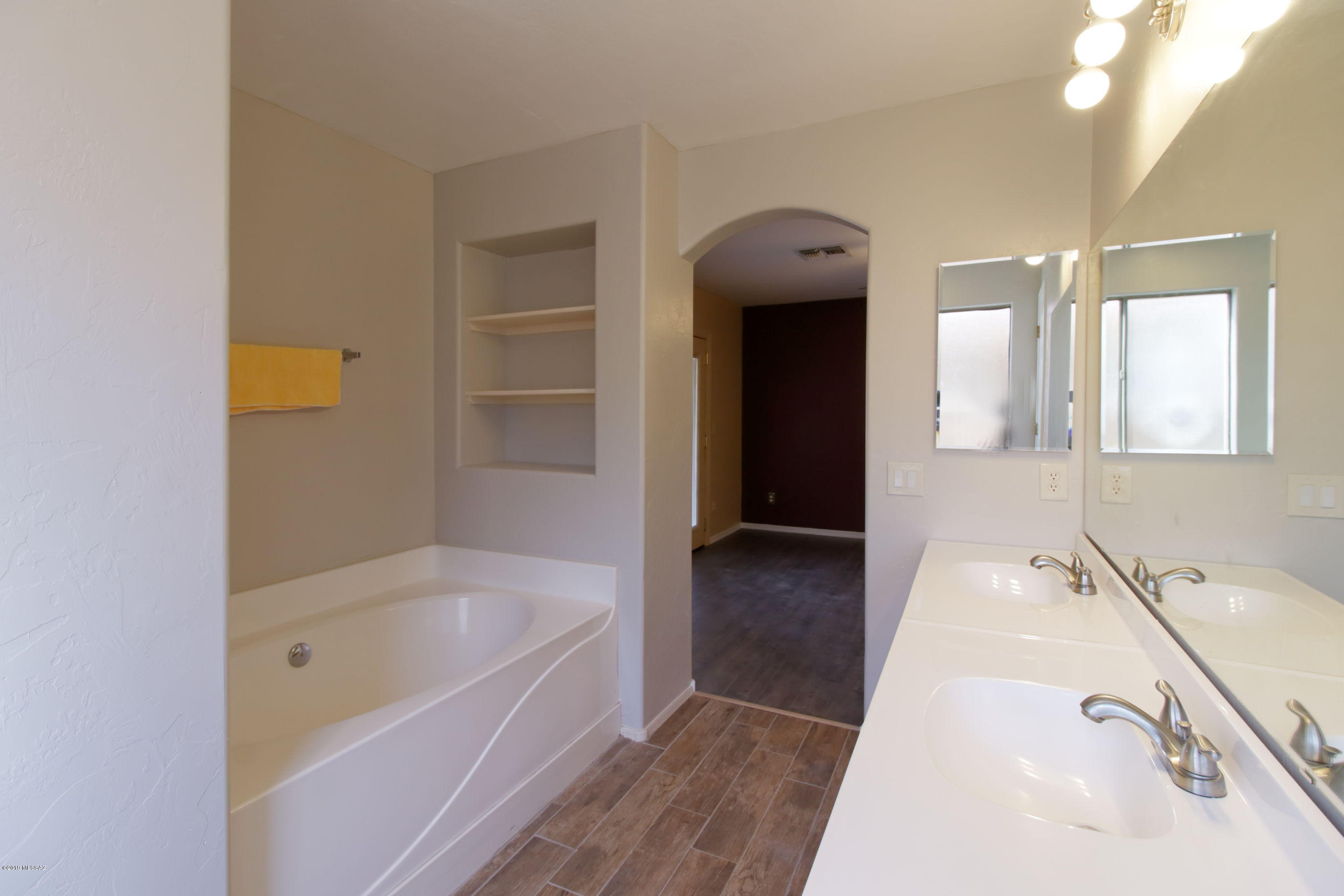 Sabino Valley (1-55) - Residential Lease