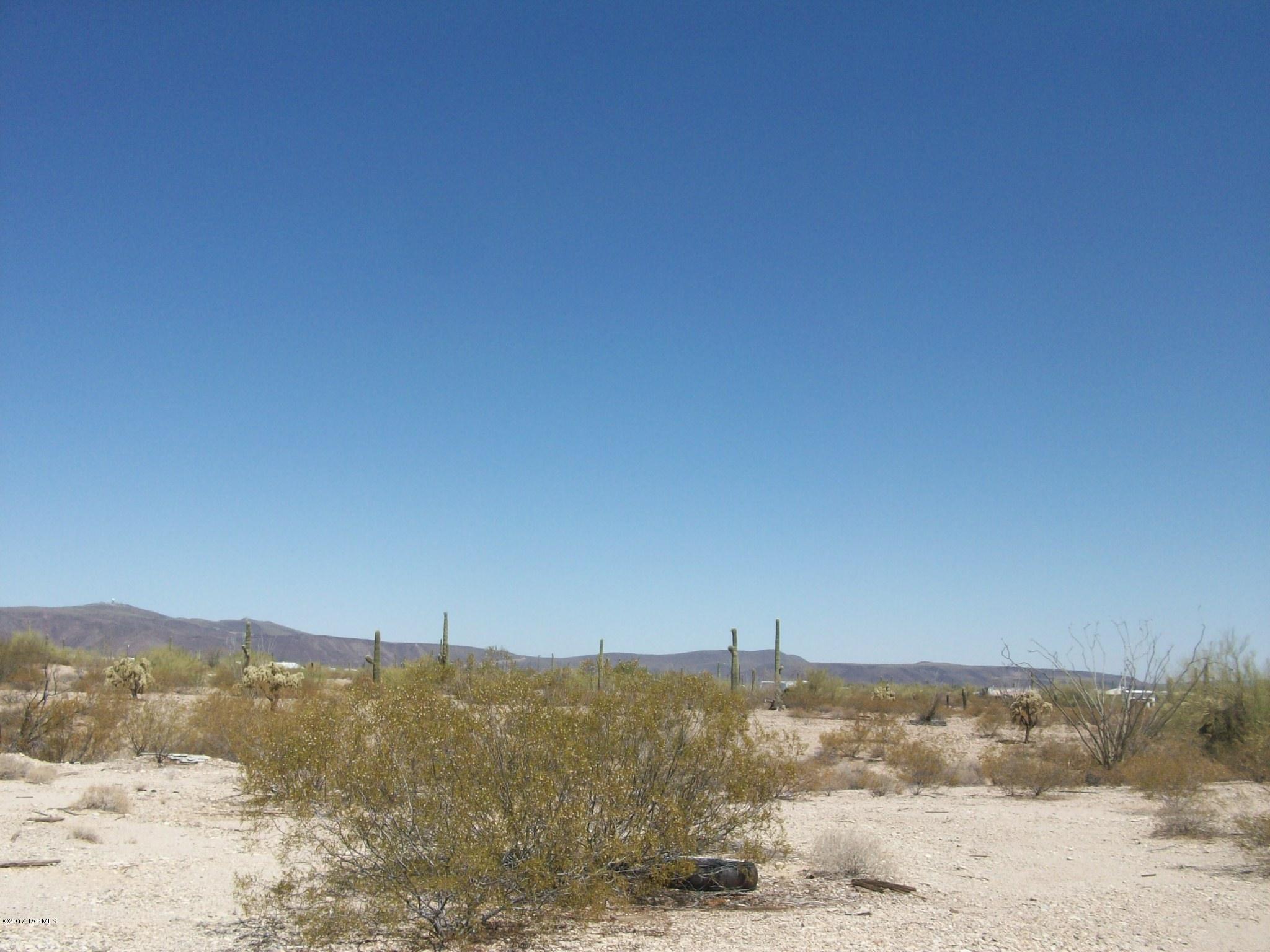 Nice big piece of Arizona.  Over 5 acres near town.  Make an offer today.