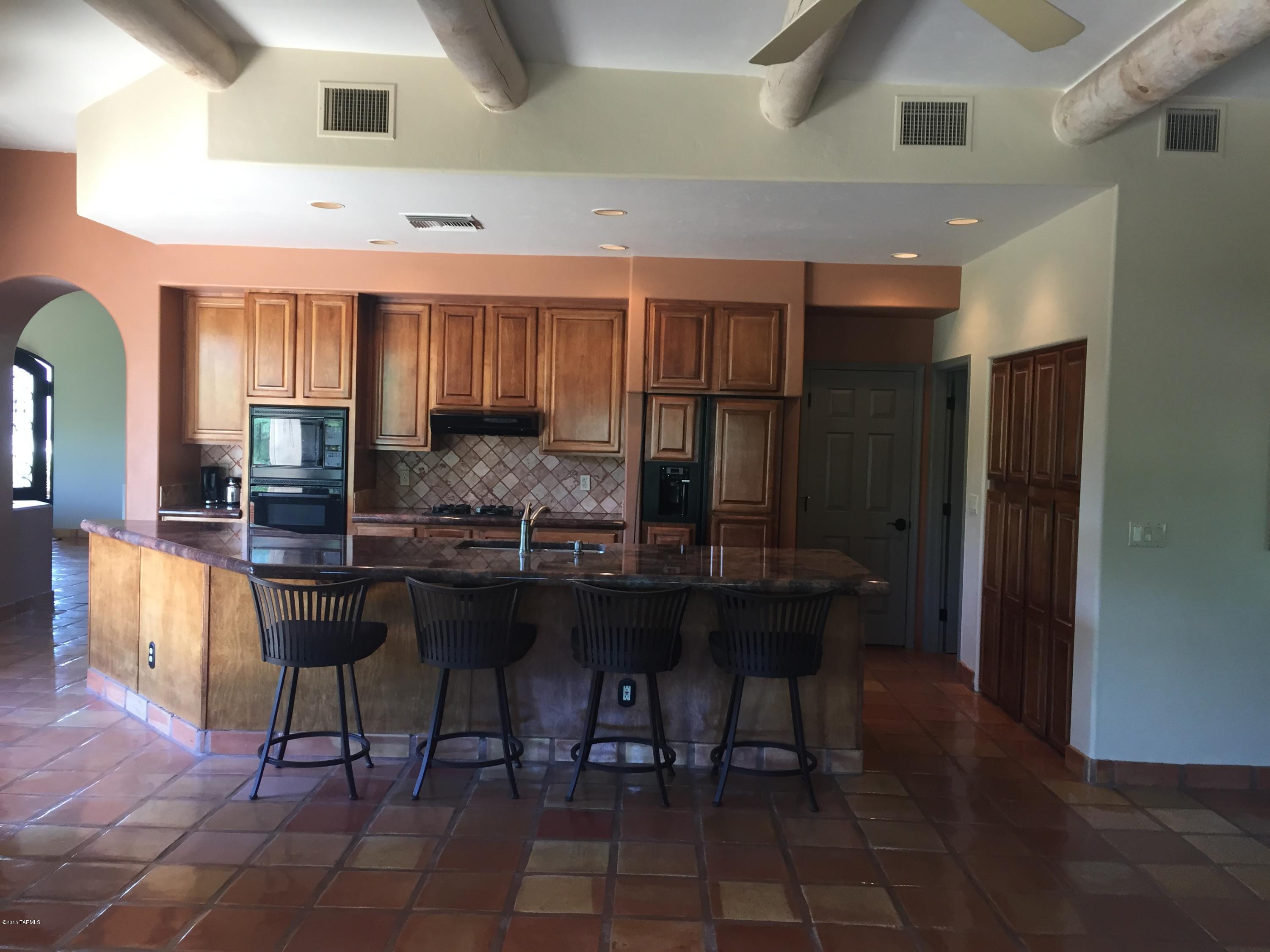 Shadow Hills (1-483) - Residential Lease