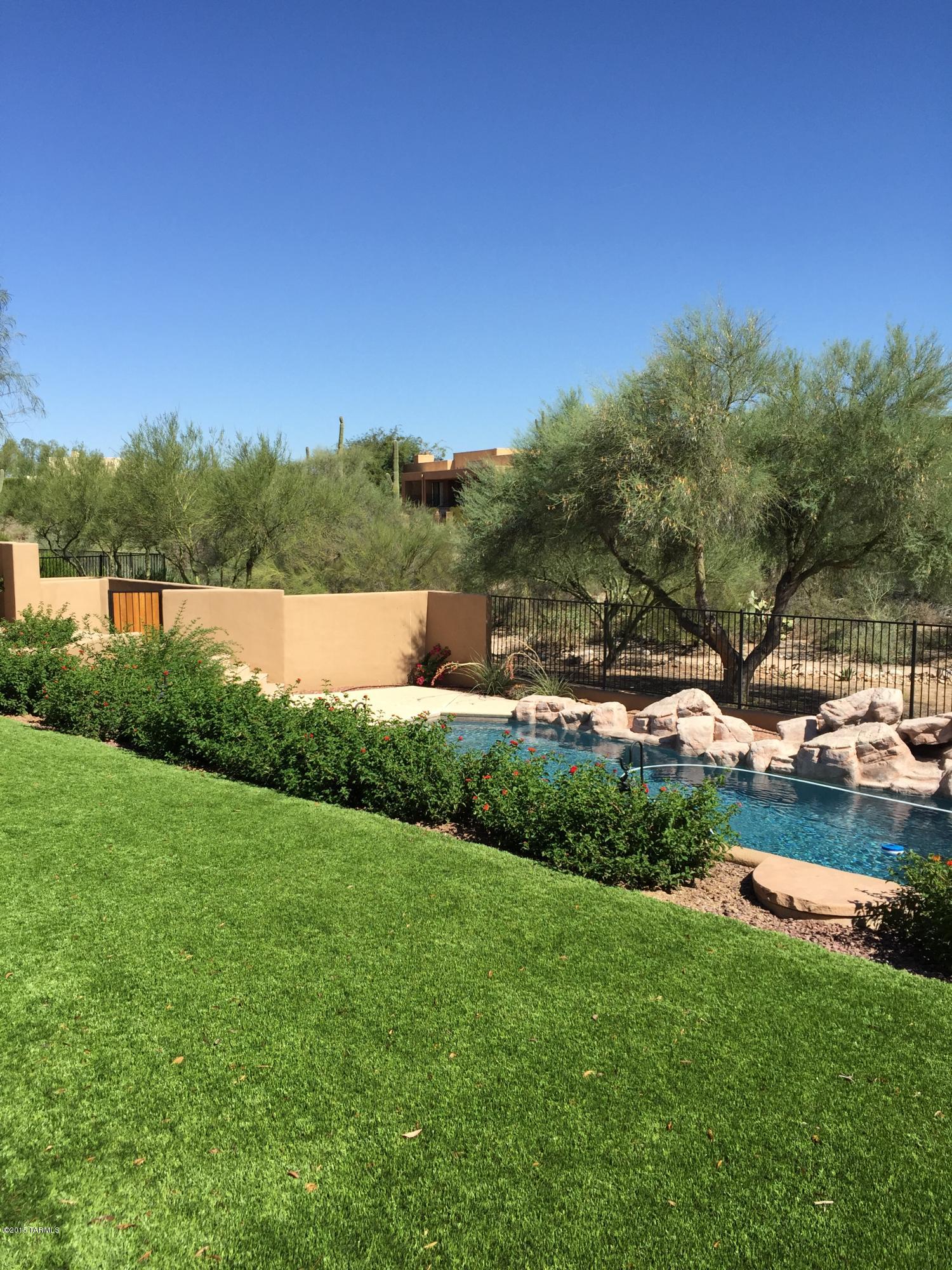 Shadow Hills (1-483) - Residential Lease