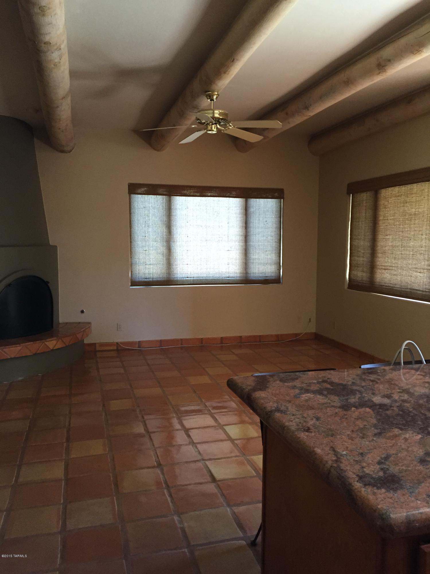 Shadow Hills (1-483) - Residential Lease