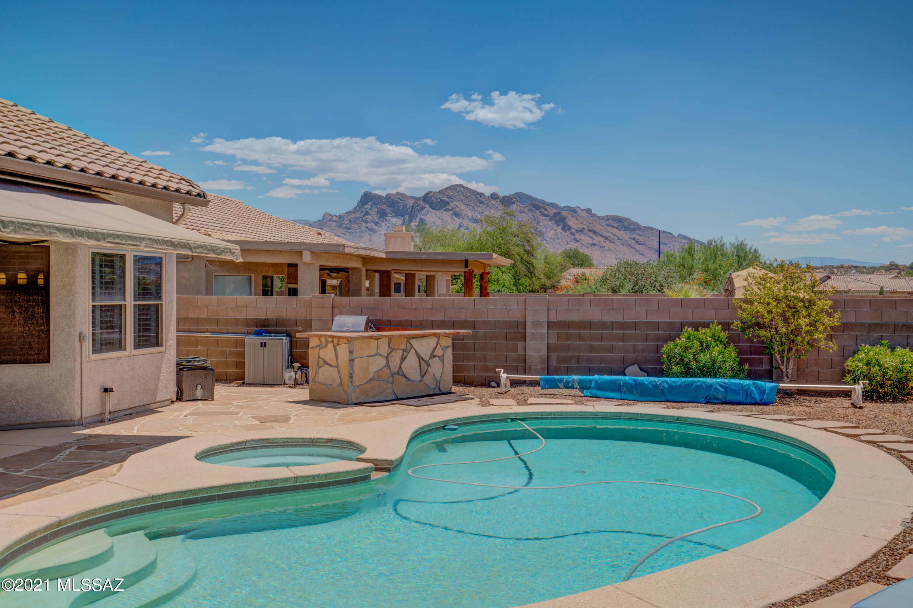 Bluffs (The) 2 - Residential