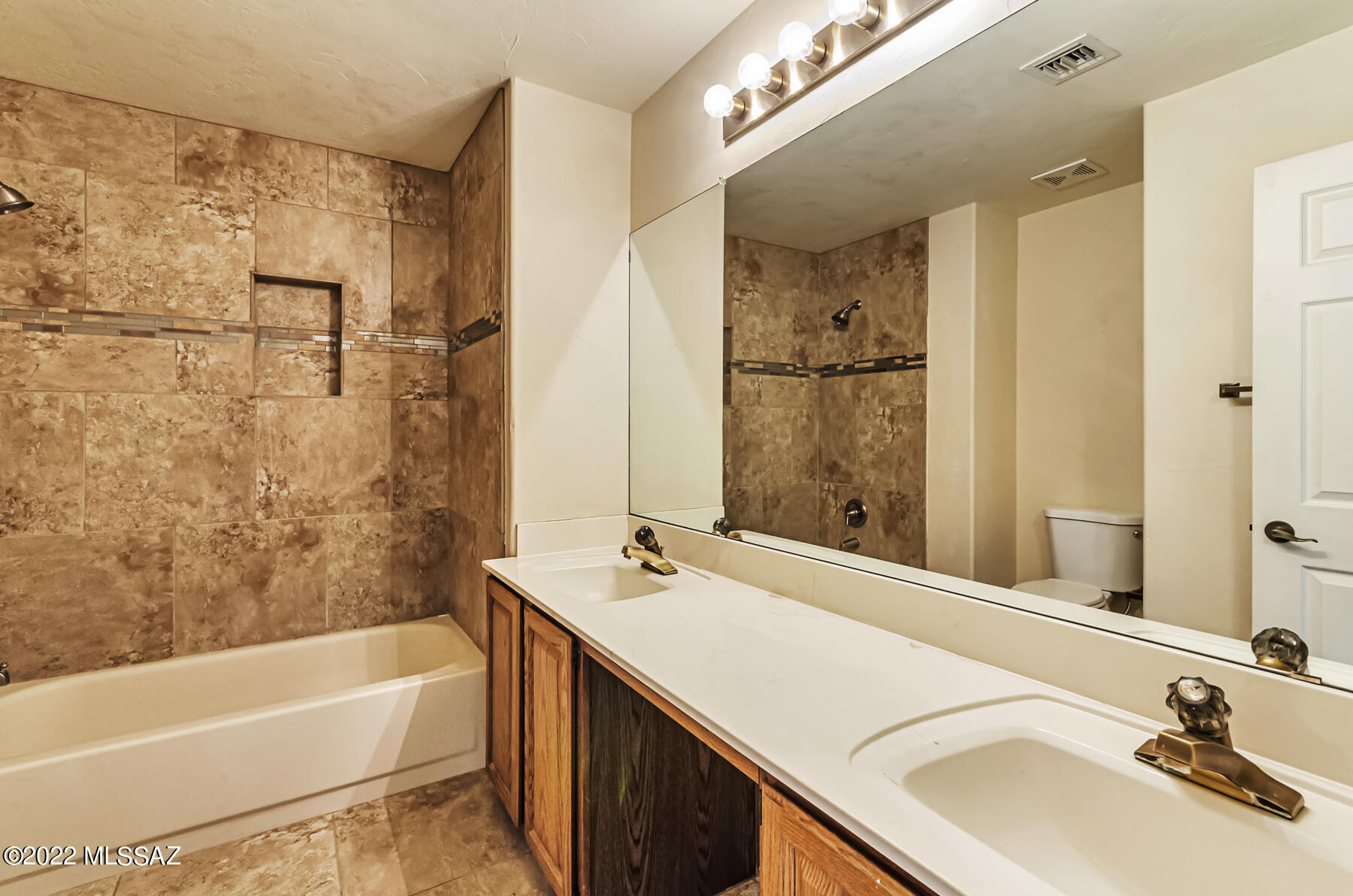 Castle Rock (1-430) - Residential Lease