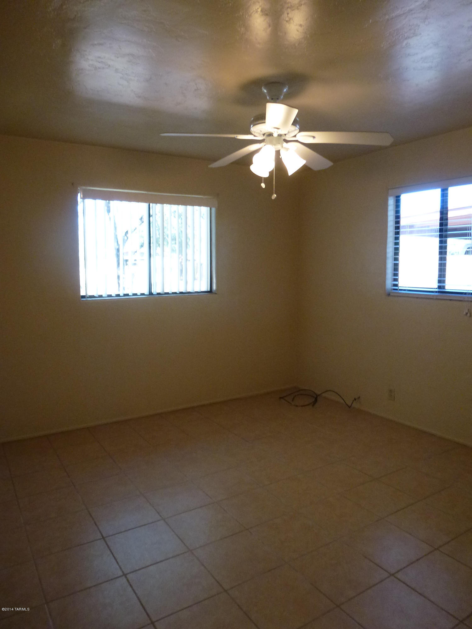 Mountain View Acre Farms - Residential Lease