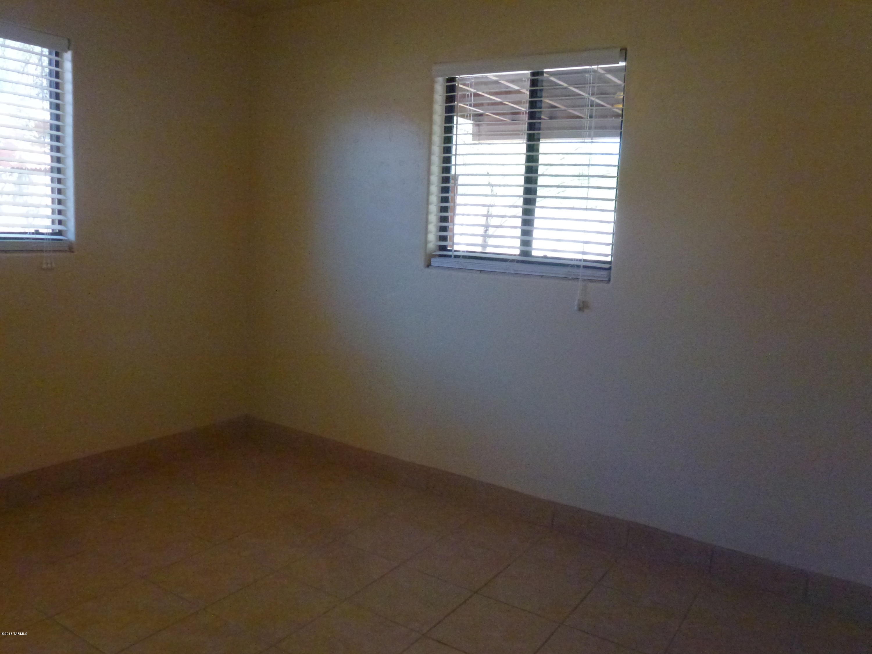 Mountain View Acre Farms - Residential Lease