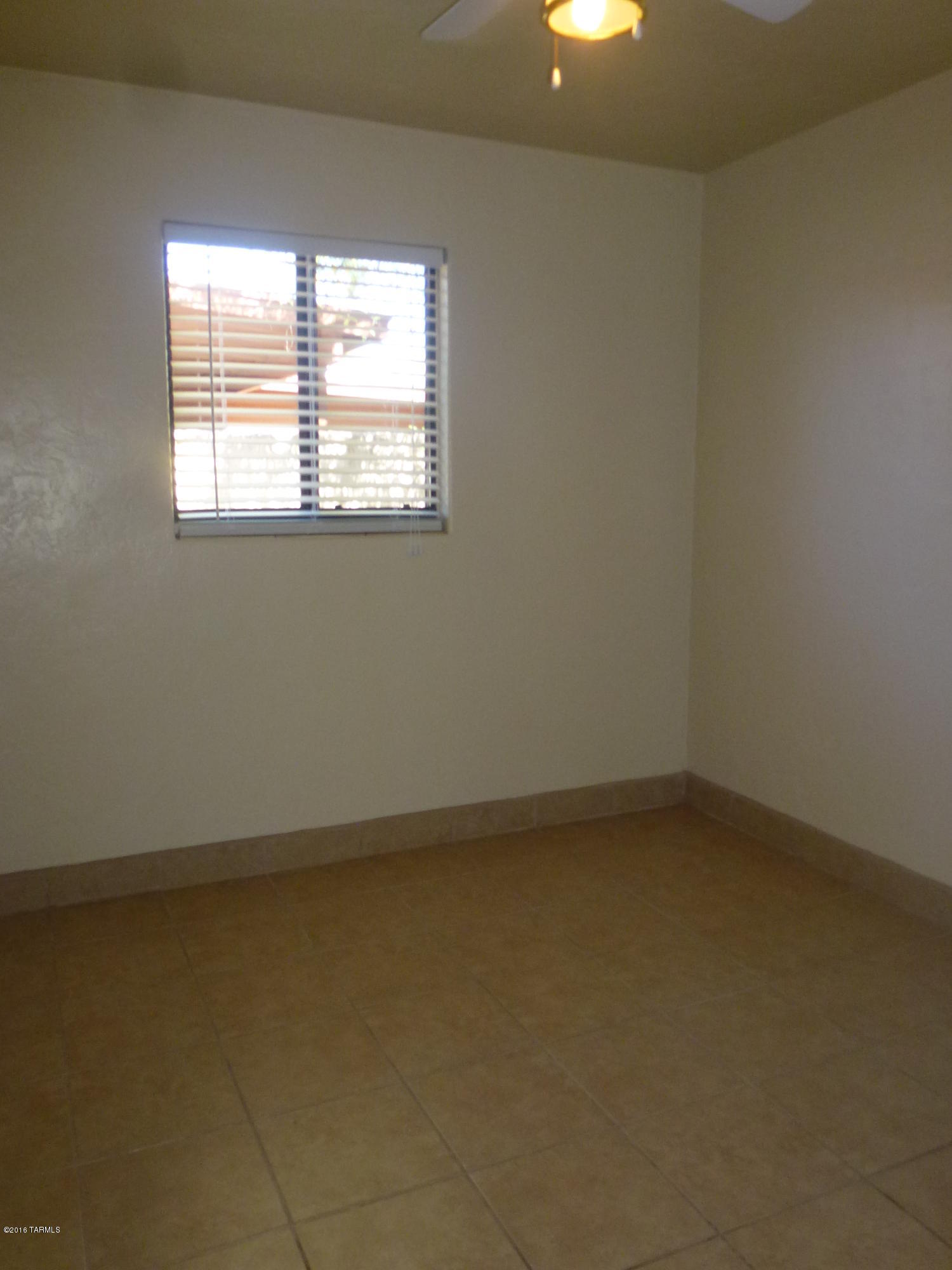 Mountain View Acre Farms - Residential Lease