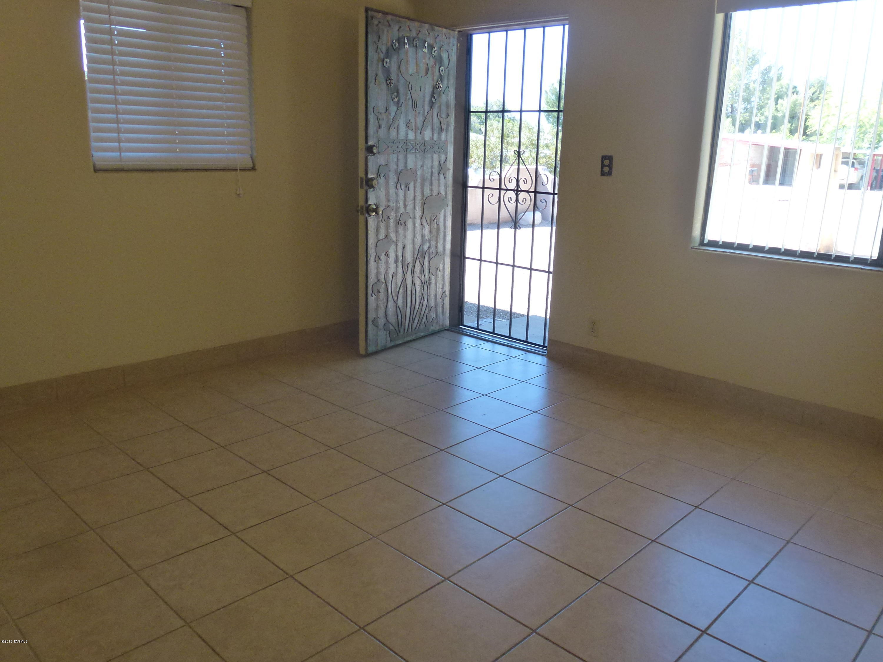 Mountain View Acre Farms - Residential Lease